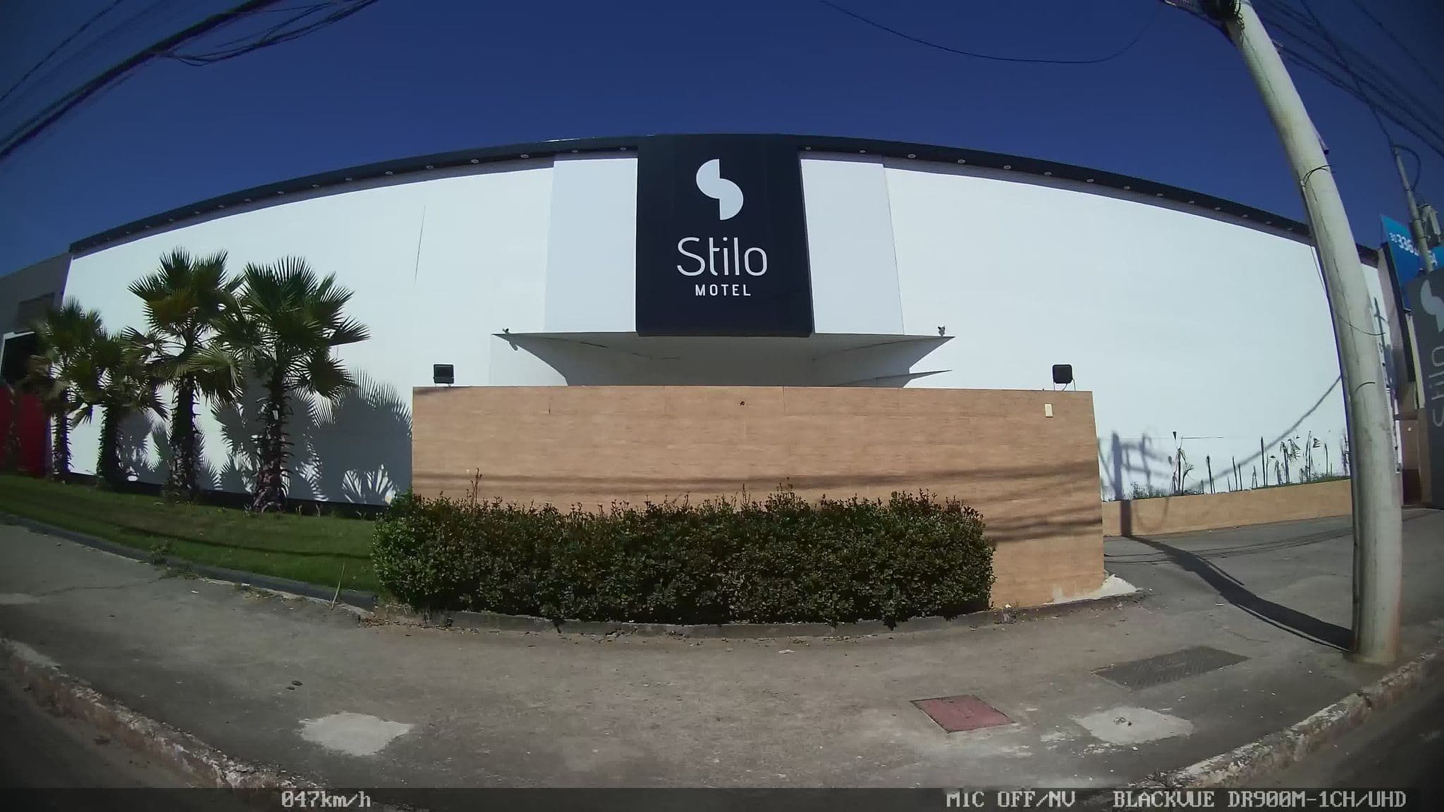 Street view near Motel Stilo, Contagem — © kaart_1 (CC BY-SA · Mapillary)