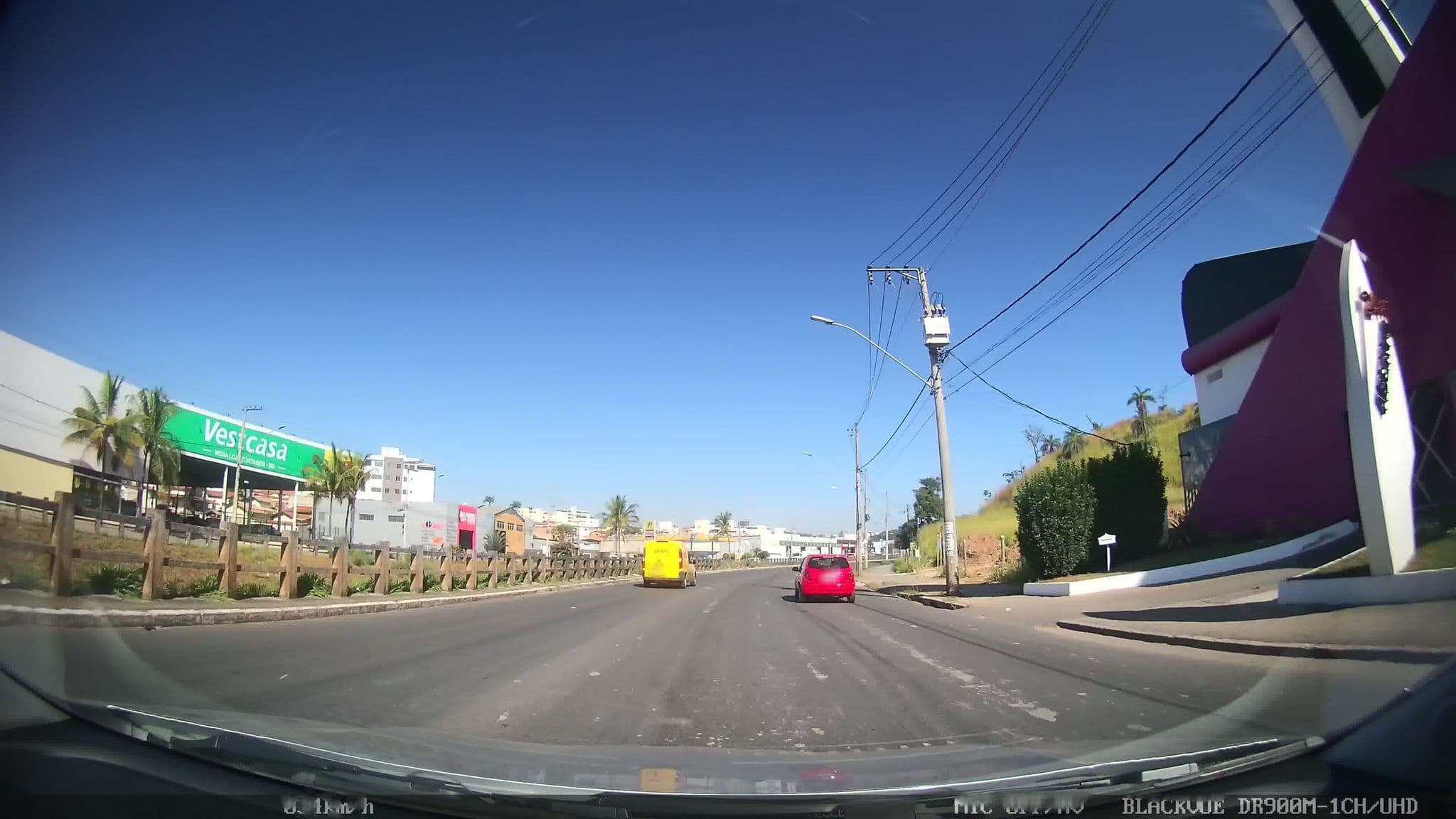 Street view near Lips Motel V, Contagem — © kaart_1 (CC BY-SA · Mapillary)