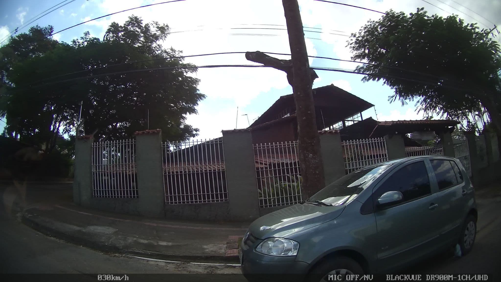 Street view near Hotel Residência Cadeira de Balanço, Contagem — © kaart_1 (CC BY-SA · Mapillary)