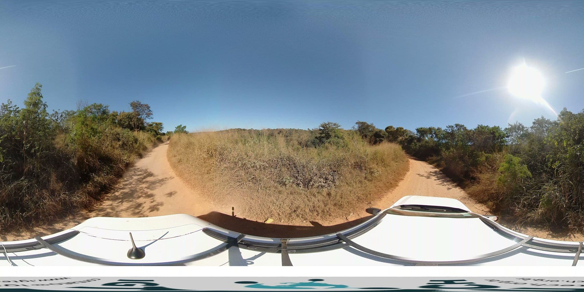 Street view near Pousada Villa Real, Capim Branco — © IGTECH (CC BY-SA · Mapillary)