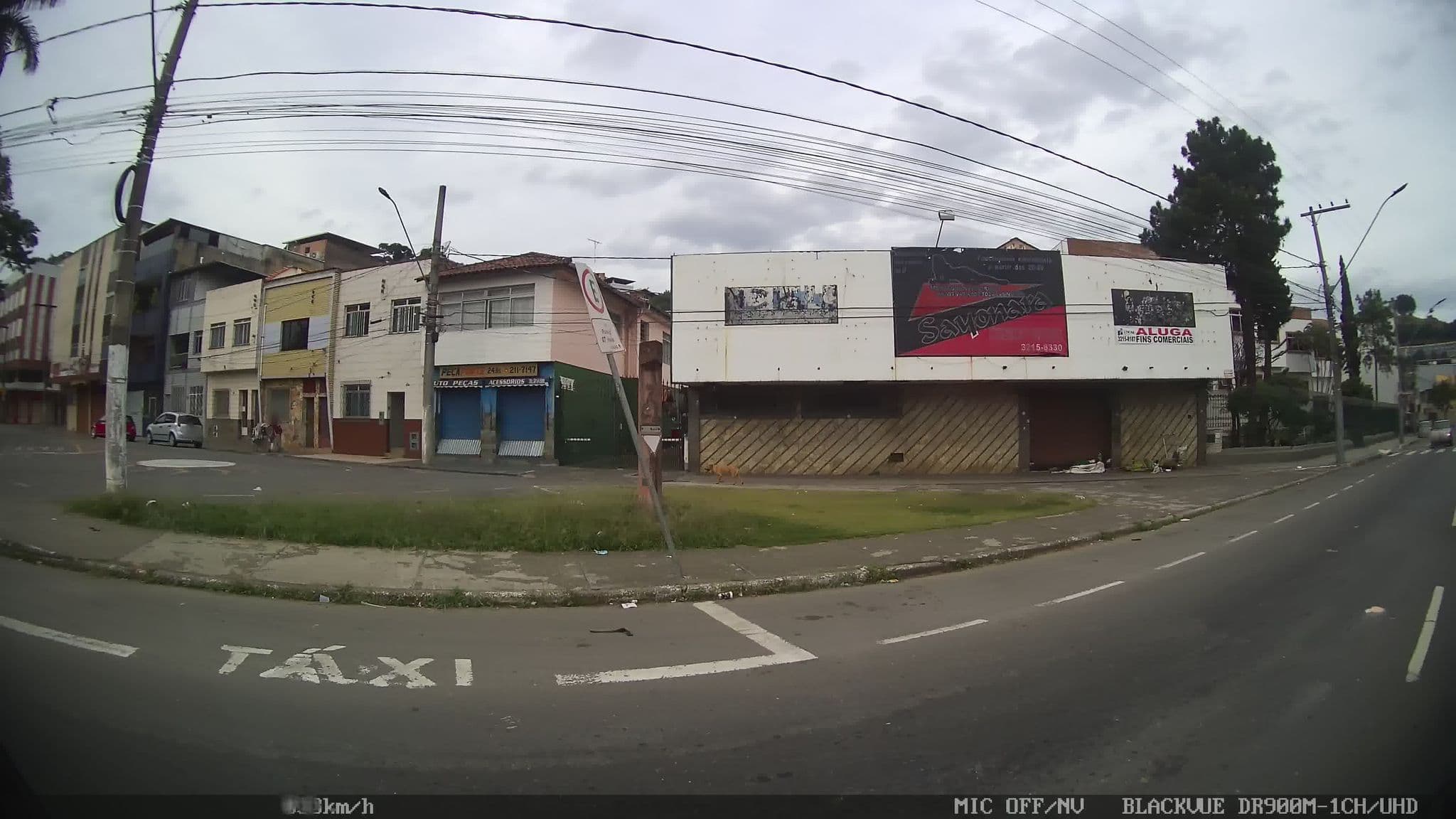 Street view near Hotel Centenário, Juiz de Fora — © kaart_2 (CC BY-SA · Mapillary)