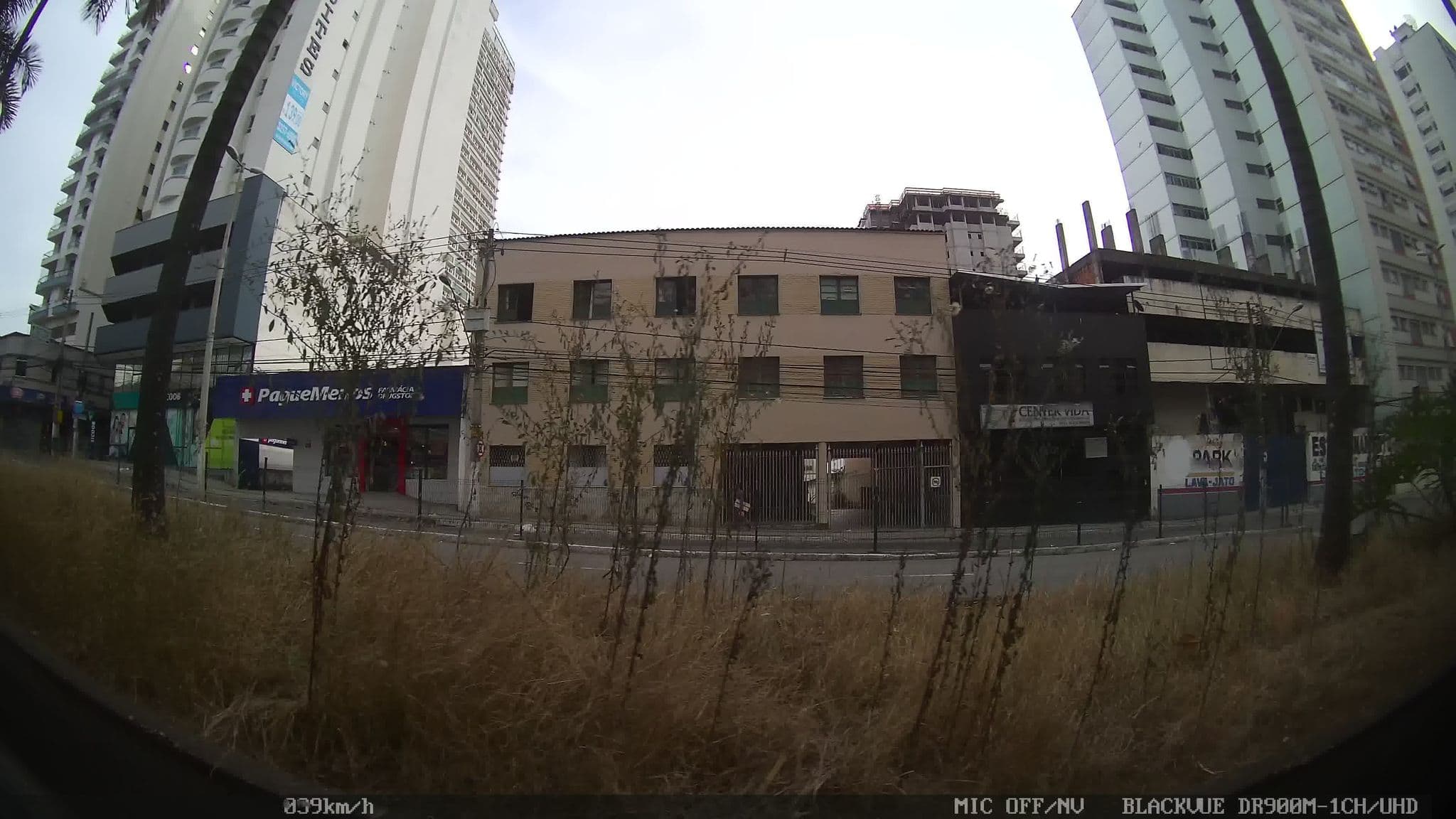 Street view near Victory Suites, Juiz de Fora — © kaart_2 (CC BY-SA · Mapillary)