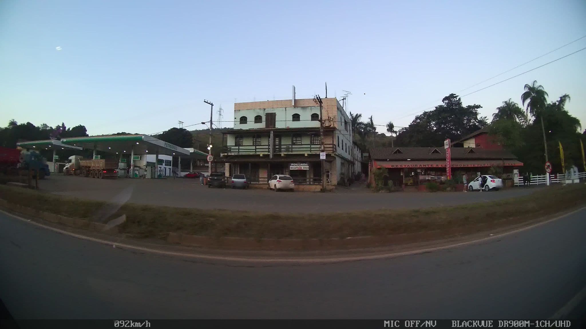 Street view near Pousada Recanto De Minas, Congonhas — © kaart_2 (CC BY-SA · Mapillary)