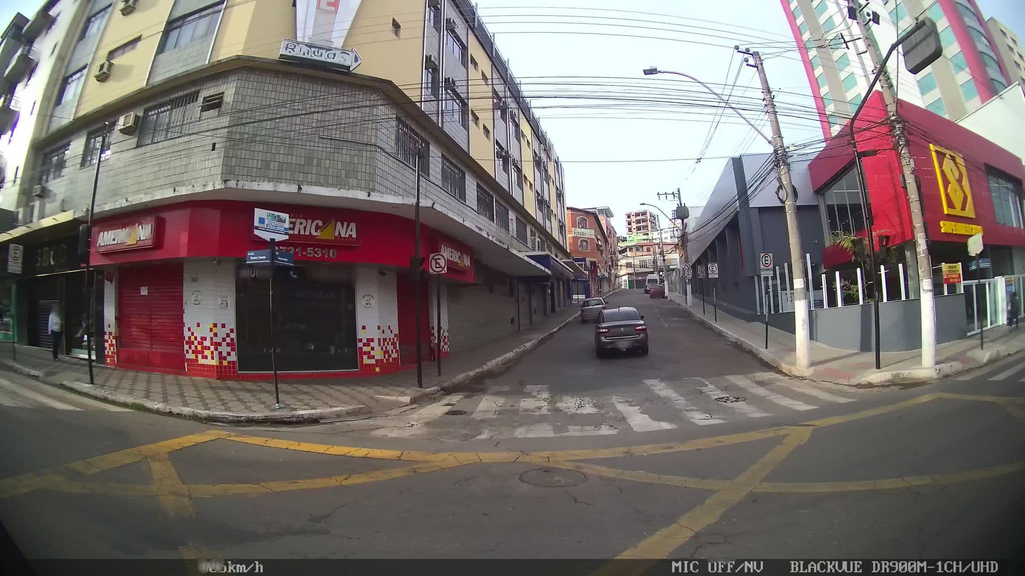 Street view near Rhud's Hotel, Conselheiro Lafaiete — © kaart_2 (CC BY-SA · Mapillary)
