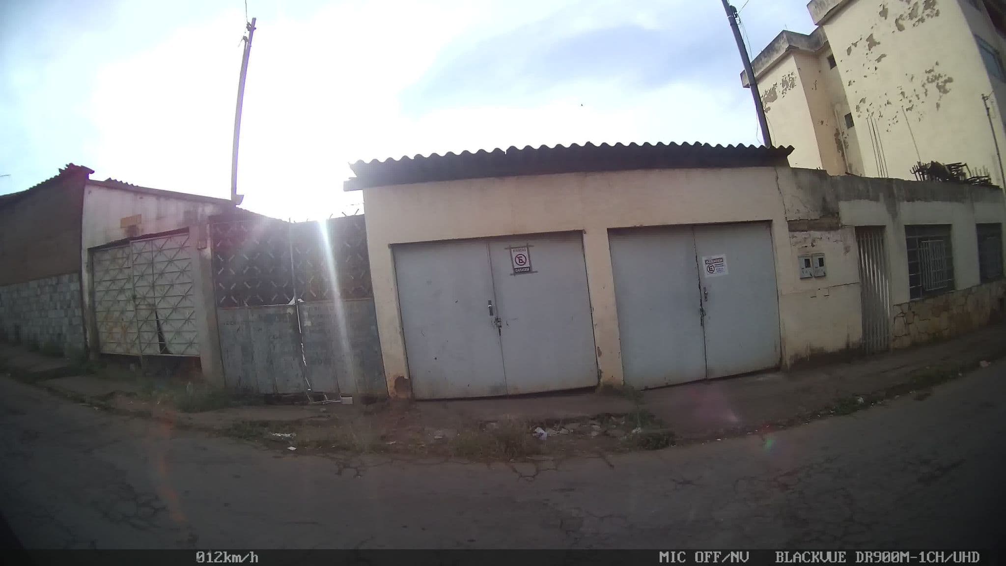 Street view near Pousada Carijos, Conselheiro Lafaiete — © kaart_2 (CC BY-SA · Mapillary)