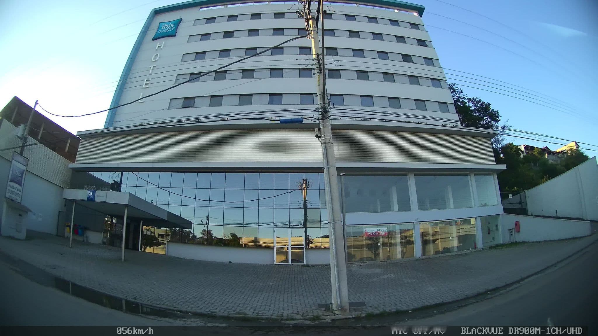Street view near Ibis Budget, Barbacena — © kaart_1 (CC BY-SA · Mapillary)