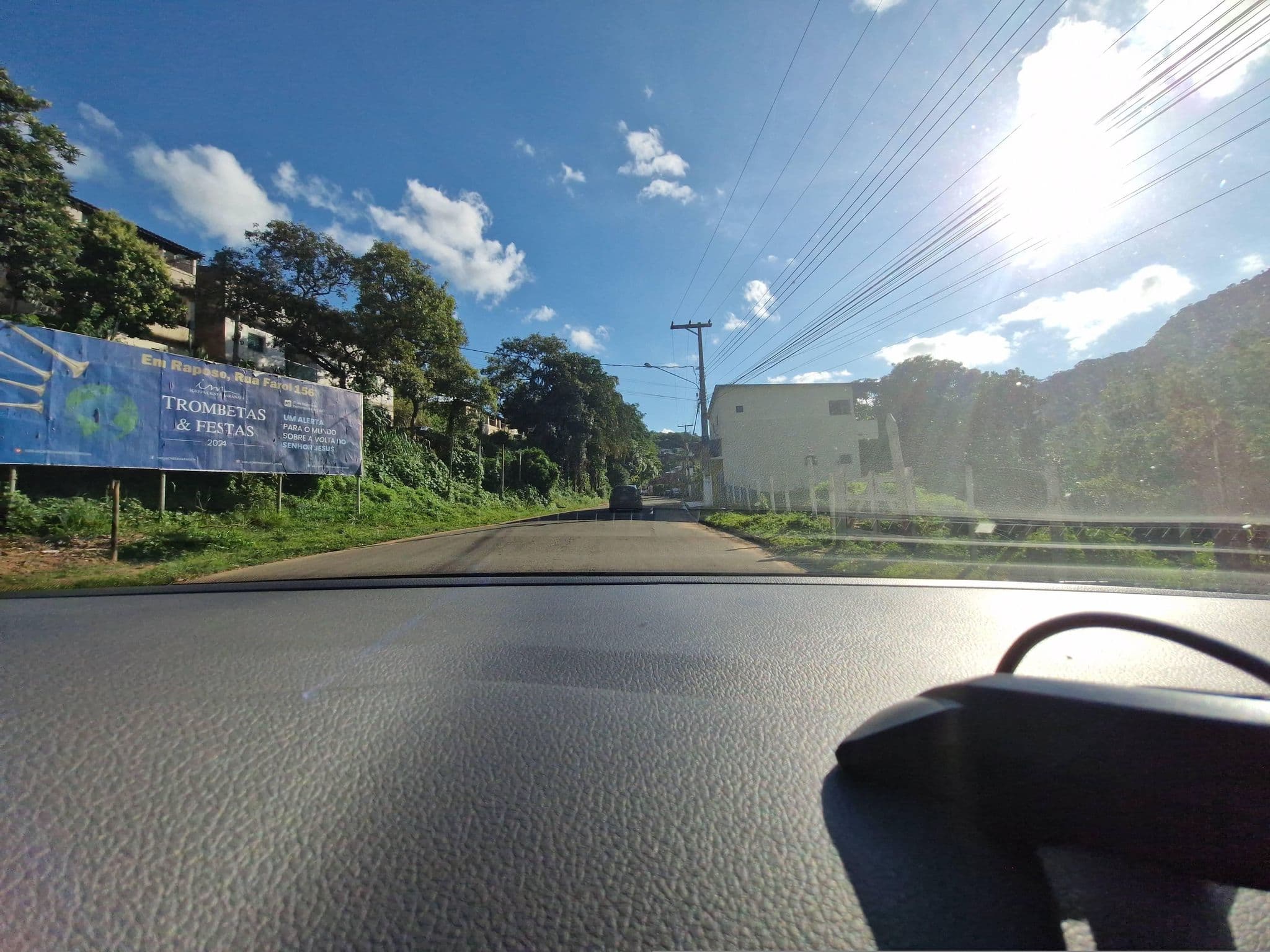 Street view near Hotel Bandeirantes, Eugenópolis — © afonsopsantos (CC BY-SA · Mapillary)