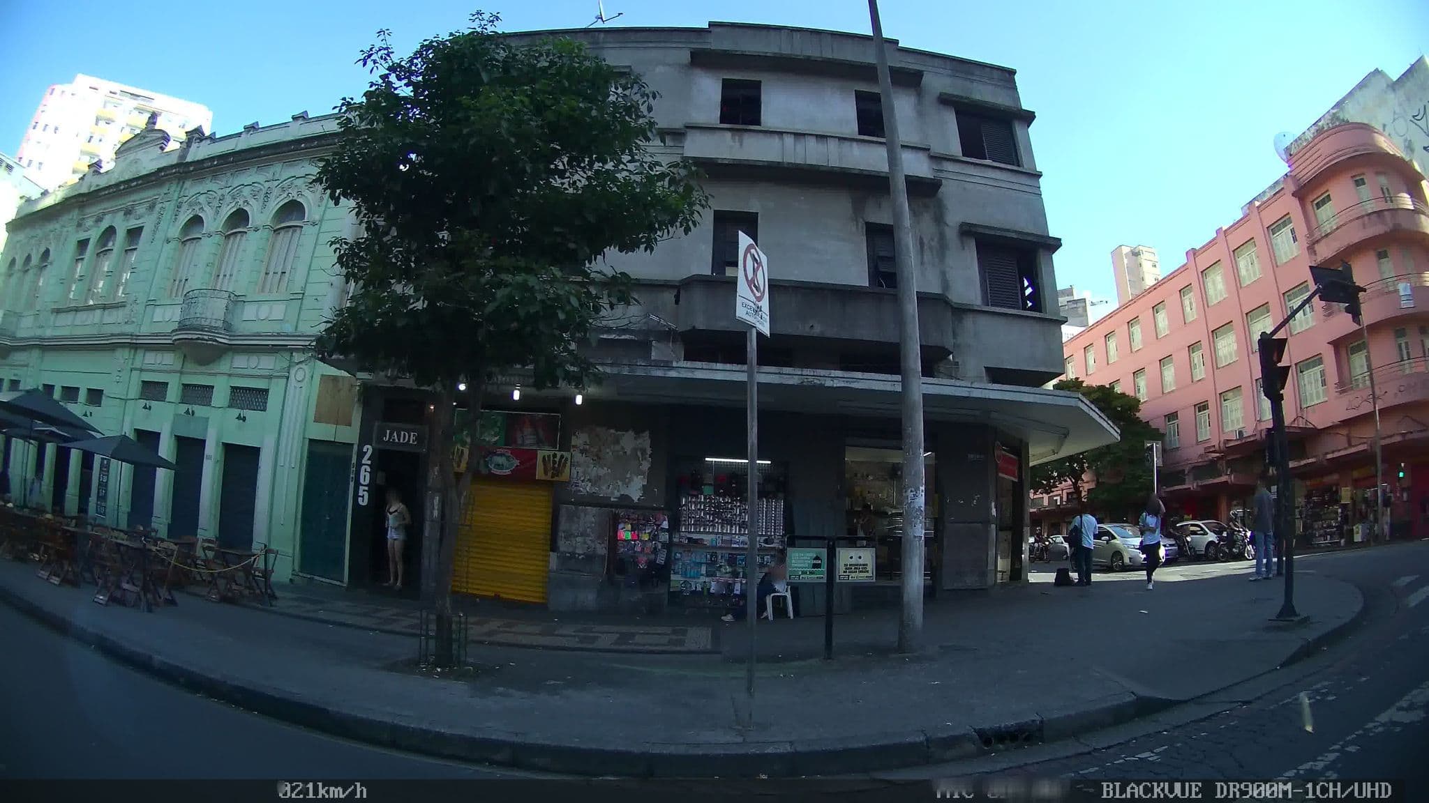 Street view near Hotel Majestic, Belo Horizonte — © kaart_1 (CC BY-SA · Mapillary)