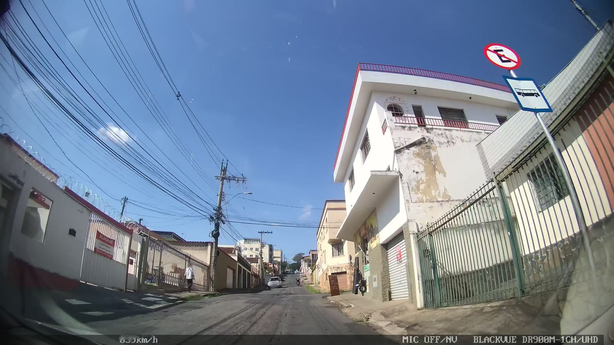 Street view near Flight Crew Hostel, Belo Horizonte — © kaart_1 (CC BY-SA · Mapillary)