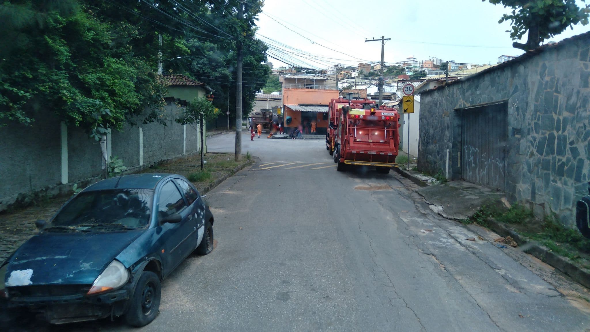 Street view near Pensionato Pousada Acadêmica, Belo Horizonte — © EngMurilloCarvalho (CC BY-SA · Mapillary)