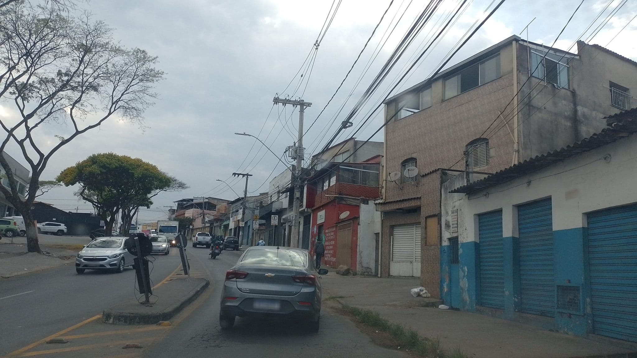 Street view near Drive In Adao E Eva, Belo Horizonte — © marciosantiago (CC BY-SA · Mapillary)