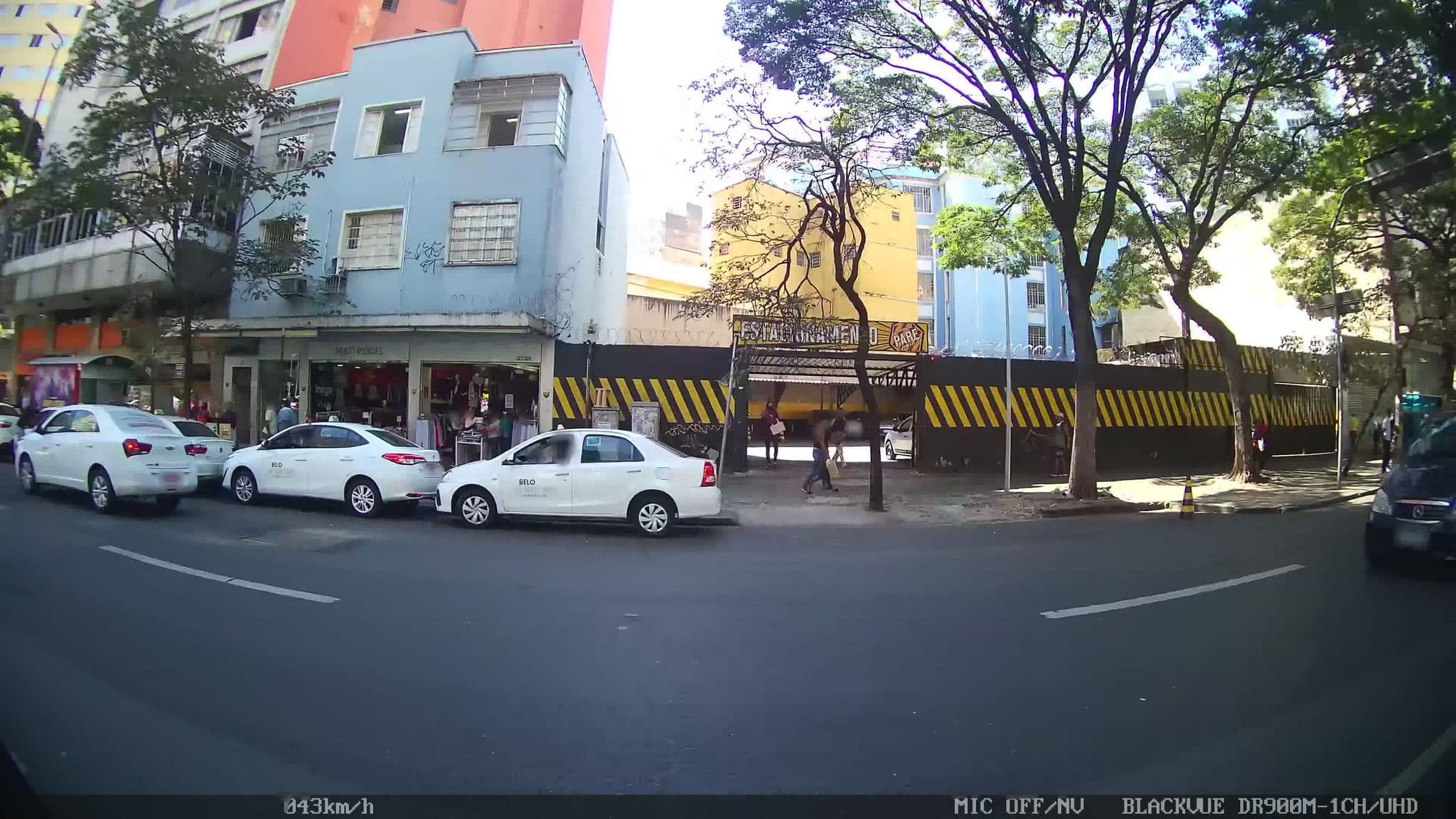 Street view near Ambassy Hotel, Belo Horizonte — © kaart_2 (CC BY-SA · Mapillary)
