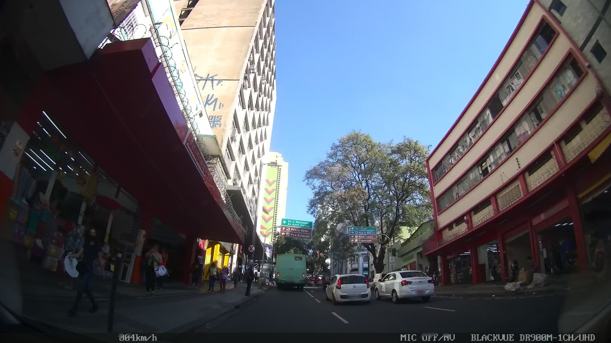 Street view near Apart Samba Belo Horizonte Vintage, Belo Horizonte — © kaart_1 (CC BY-SA · Mapillary)