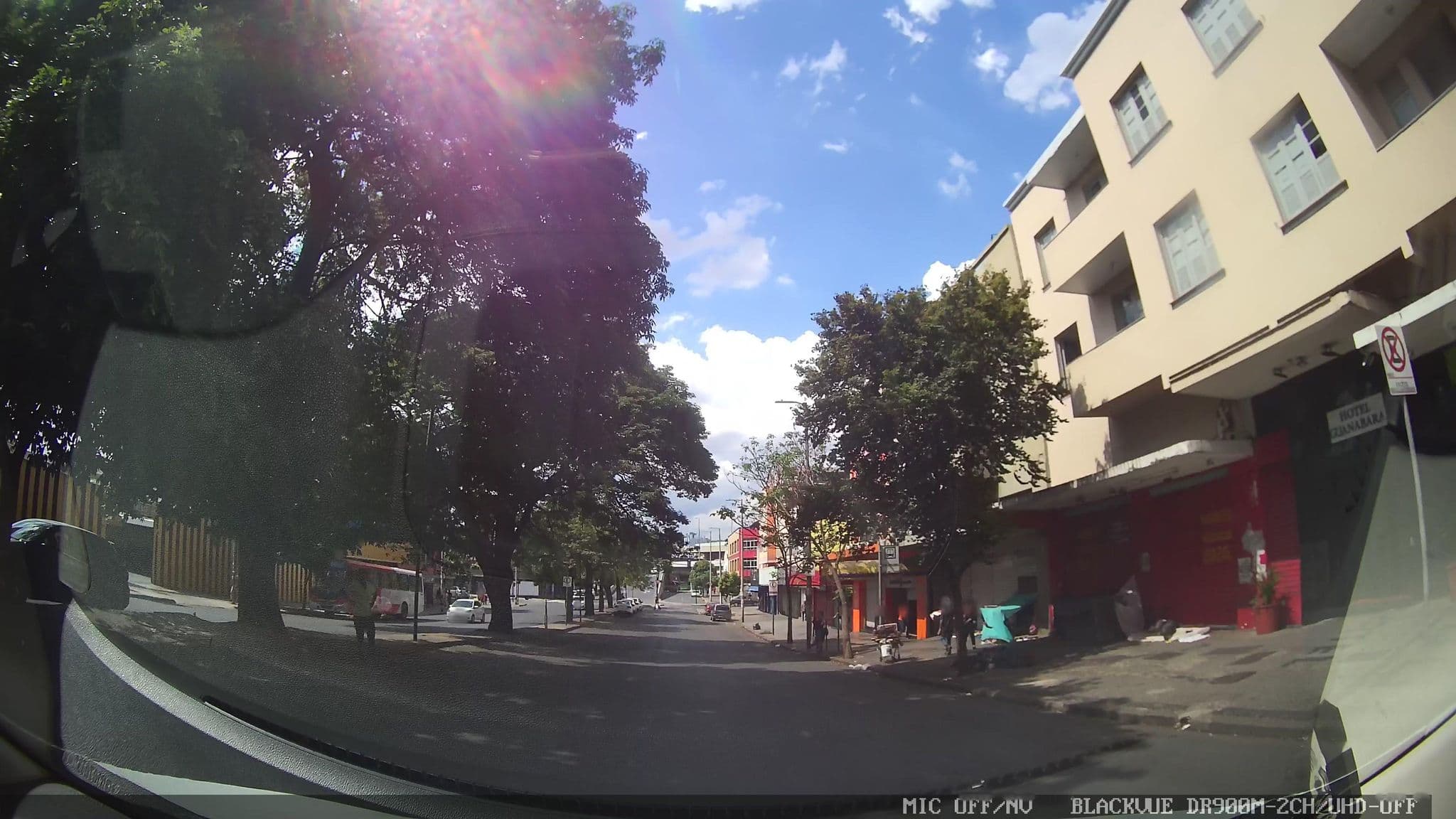 Street view near Hotel Guanabara, Belo Horizonte — © marciosampaio (CC BY-SA · Mapillary)