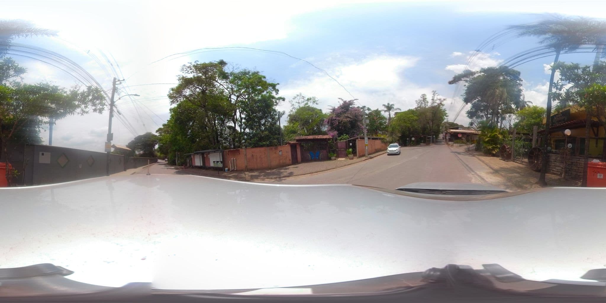 Street view near Pousada Café Aquarela, Nova Lima — © Amplomap360 (CC BY-SA · Mapillary)