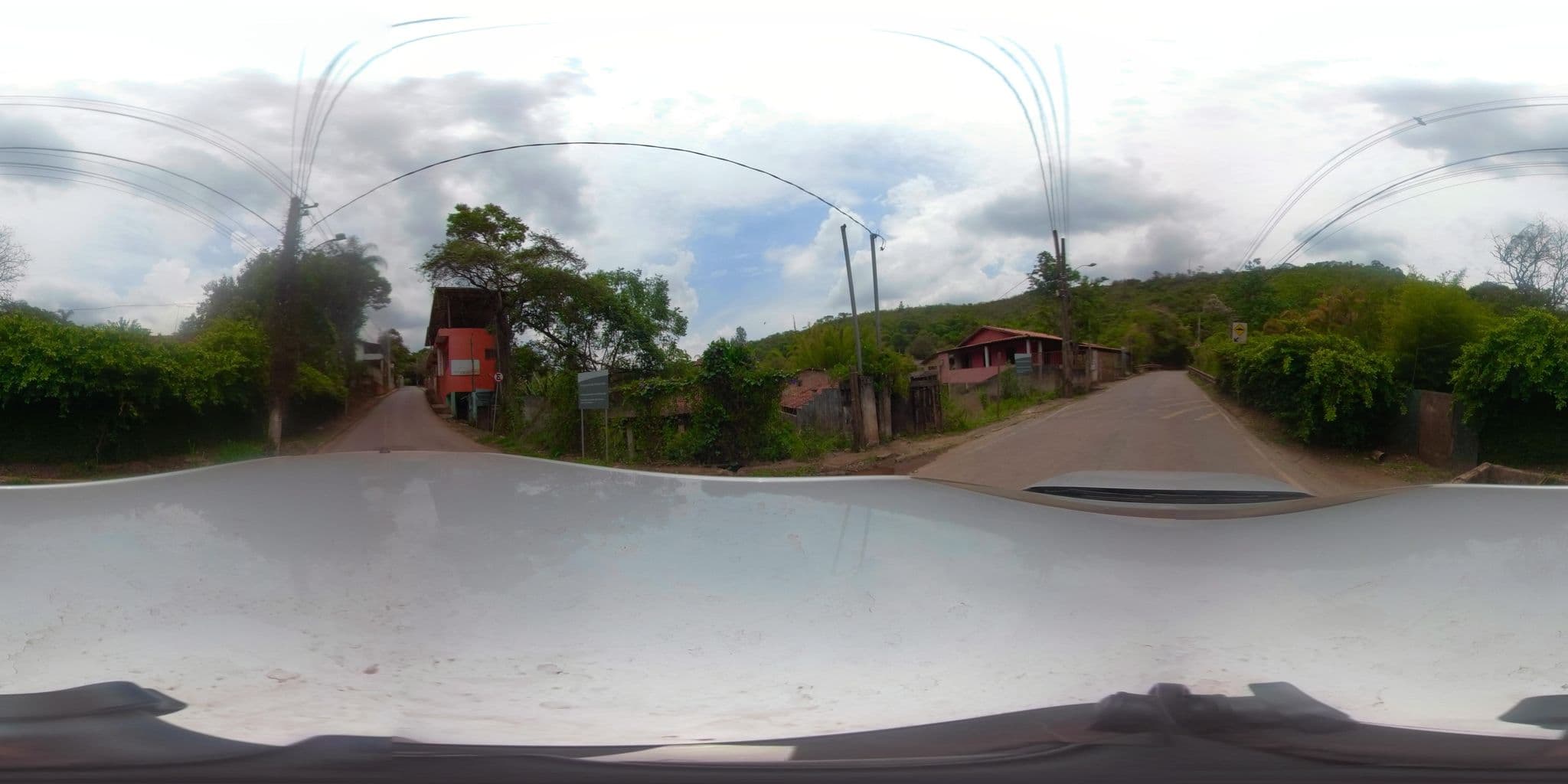 Street view near La Dolce Vita, Nova Lima — © Amplomap360 (CC BY-SA · Mapillary)