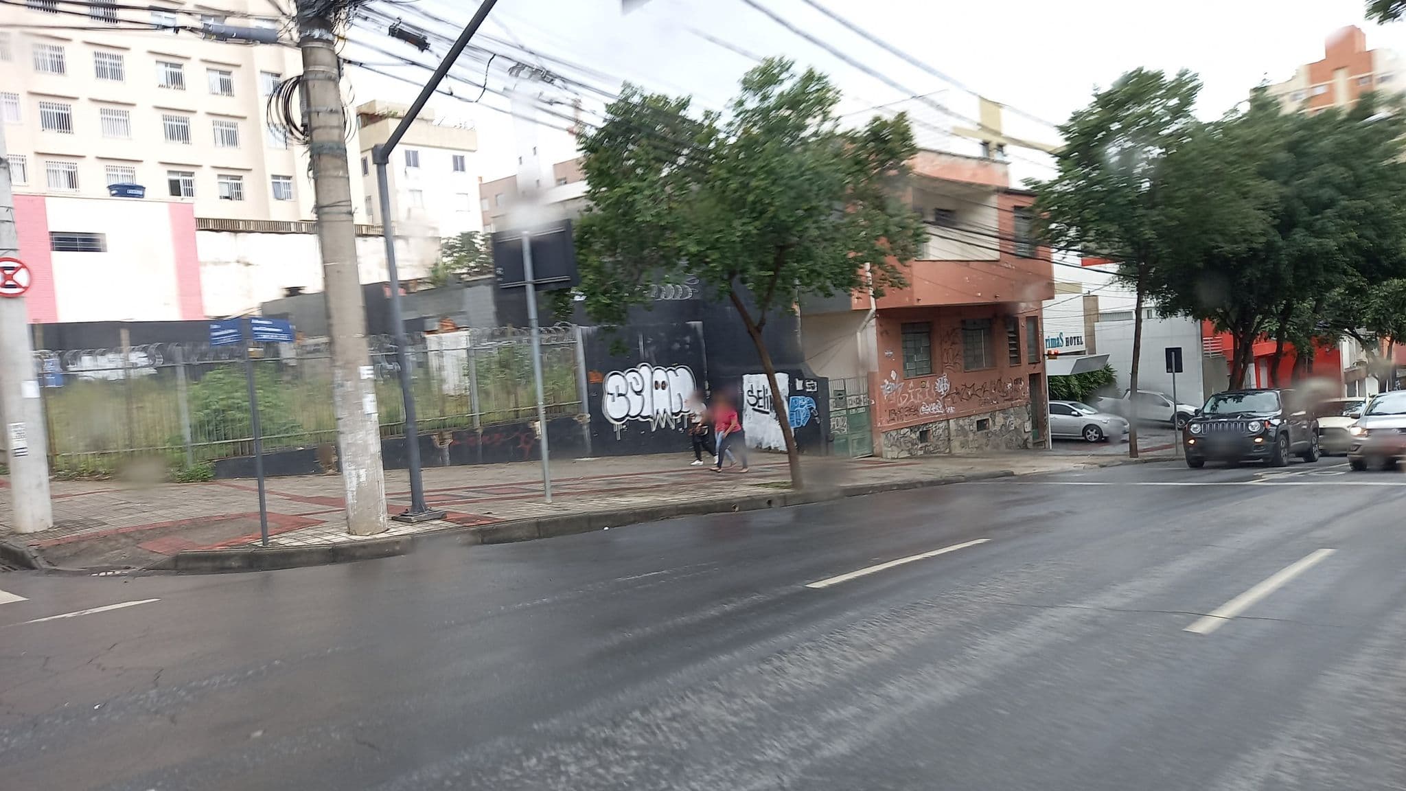 Street view near Hotel Frimas, Belo Horizonte — © EngMurilloCarvalho (CC BY-SA · Mapillary)
