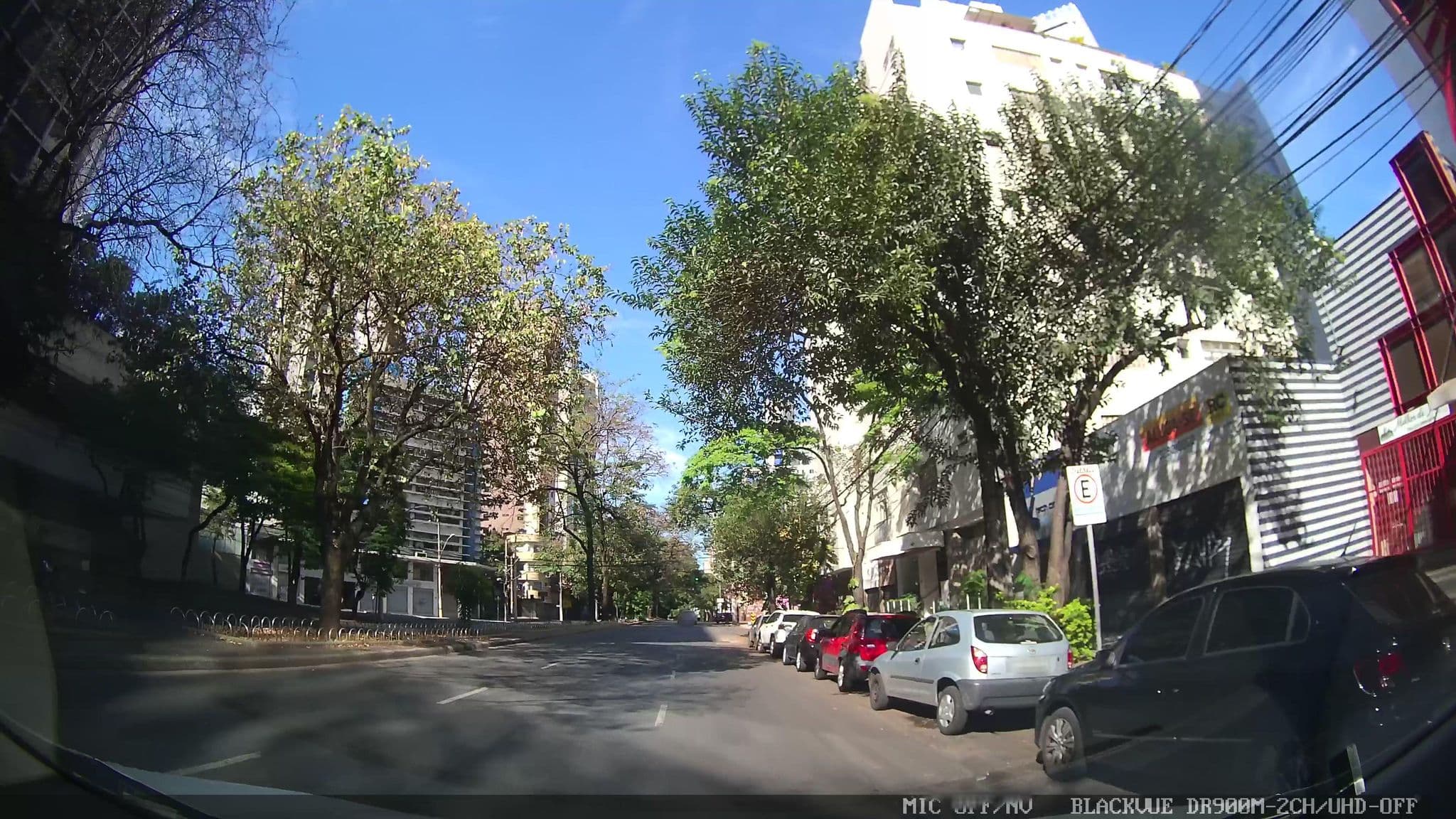 Street view near Bristol Metropolitan, Belo Horizonte — © marciosampaio (CC BY-SA · Mapillary)