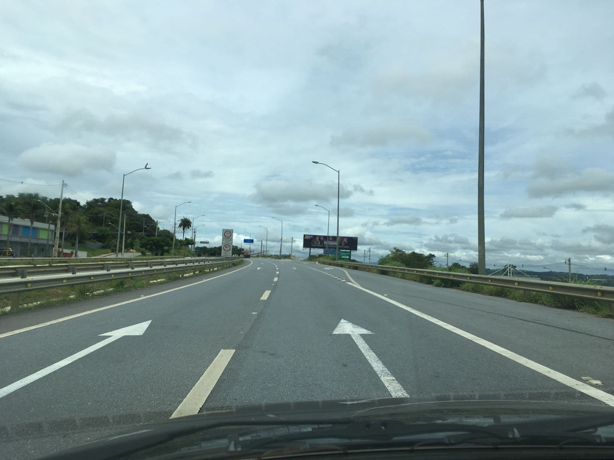 Street view near Hotel Comfort Confins, Vespasiano — © vitordias (CC BY-SA · Mapillary)
