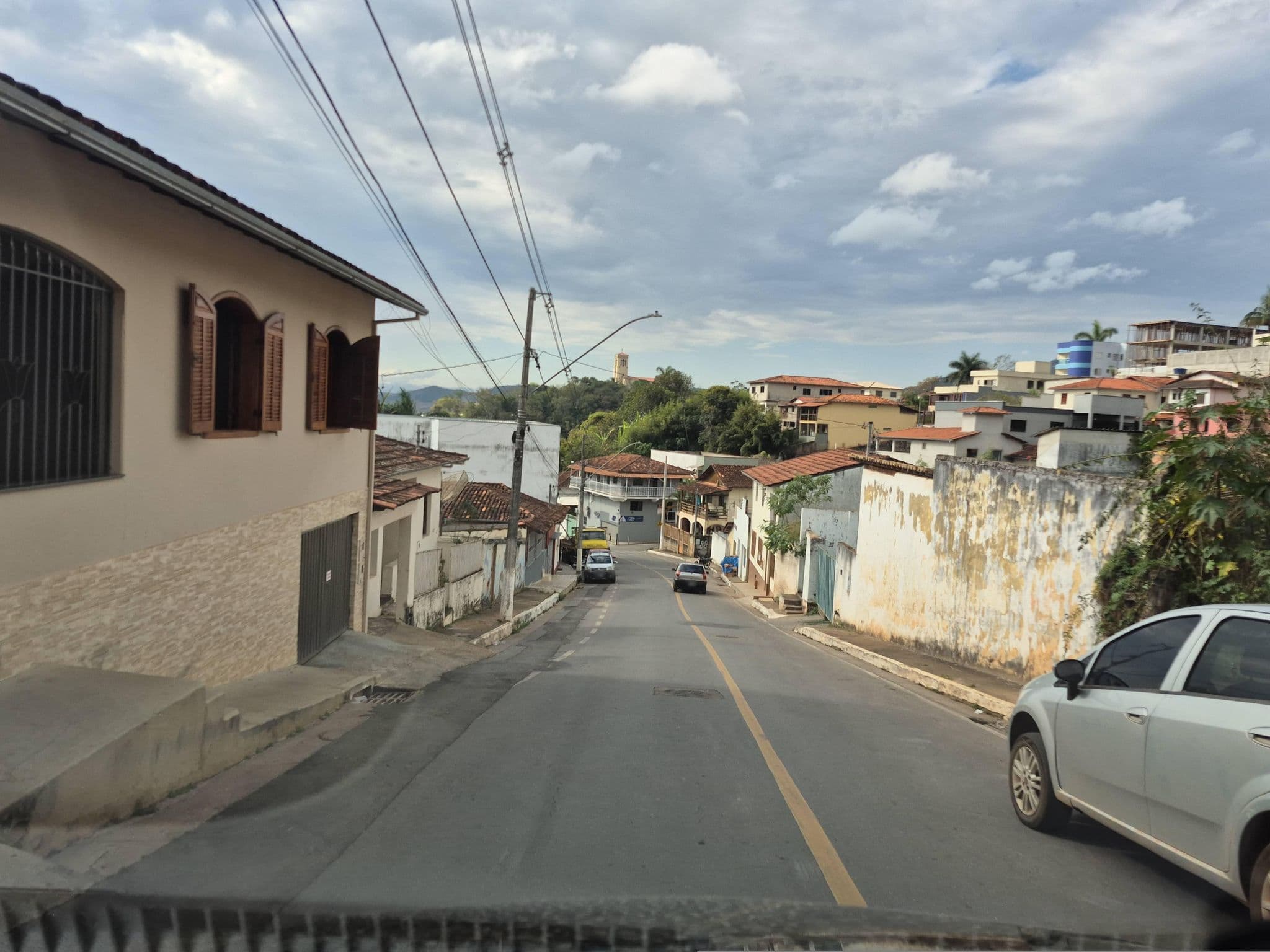 Street view near Cafofo e Pousada, Conceição do Mato Dentro — © JoyceSC (CC BY-SA · Mapillary)