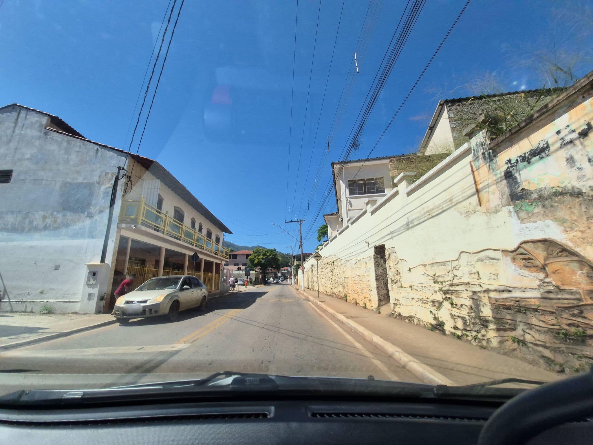 Street view near Pousada JK, Conceição do Mato Dentro — © JoyceSC (CC BY-SA · Mapillary)
