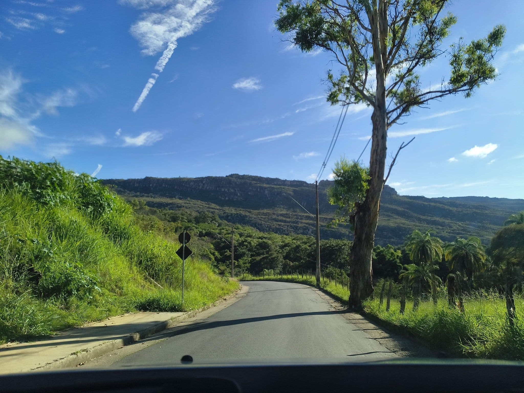 Street view near HUNI - Hospedaria Universitária, Diamantina — © nomondo (CC BY-SA · Mapillary)