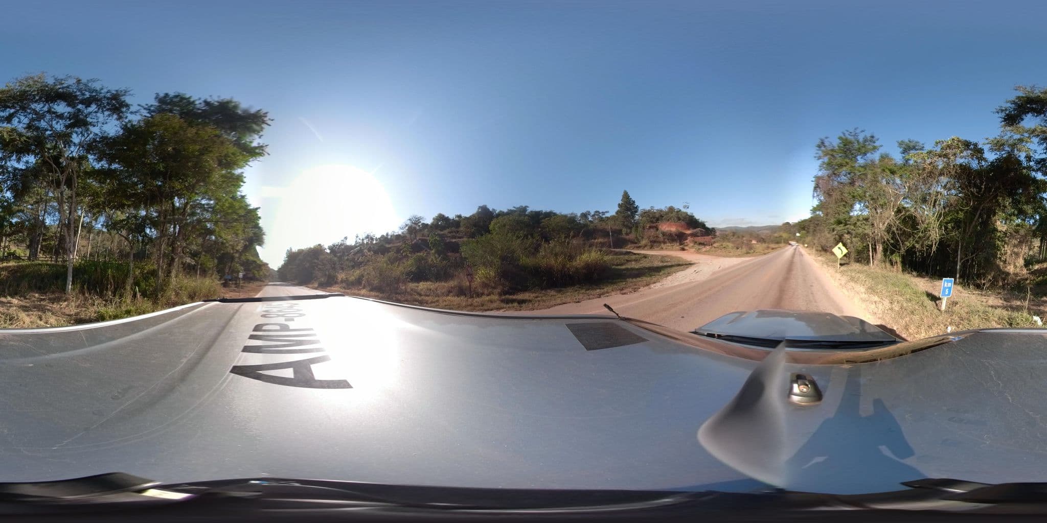 Street view near Hotel Chácara, Itabira — © Amplomap360 (CC BY-SA · Mapillary)