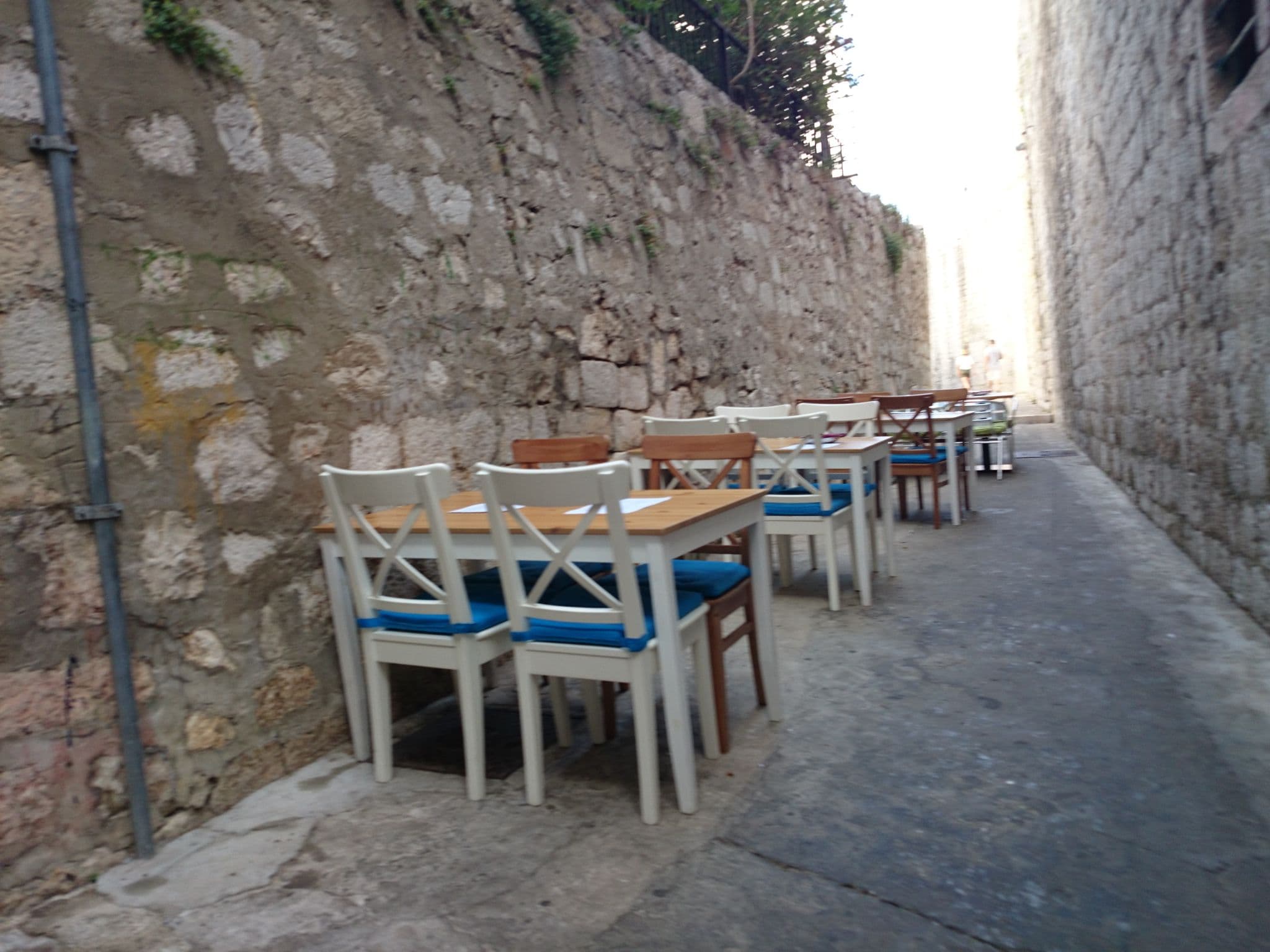 Street view near apart, Dubrovnik — © ebel (CC BY-SA · Mapillary)