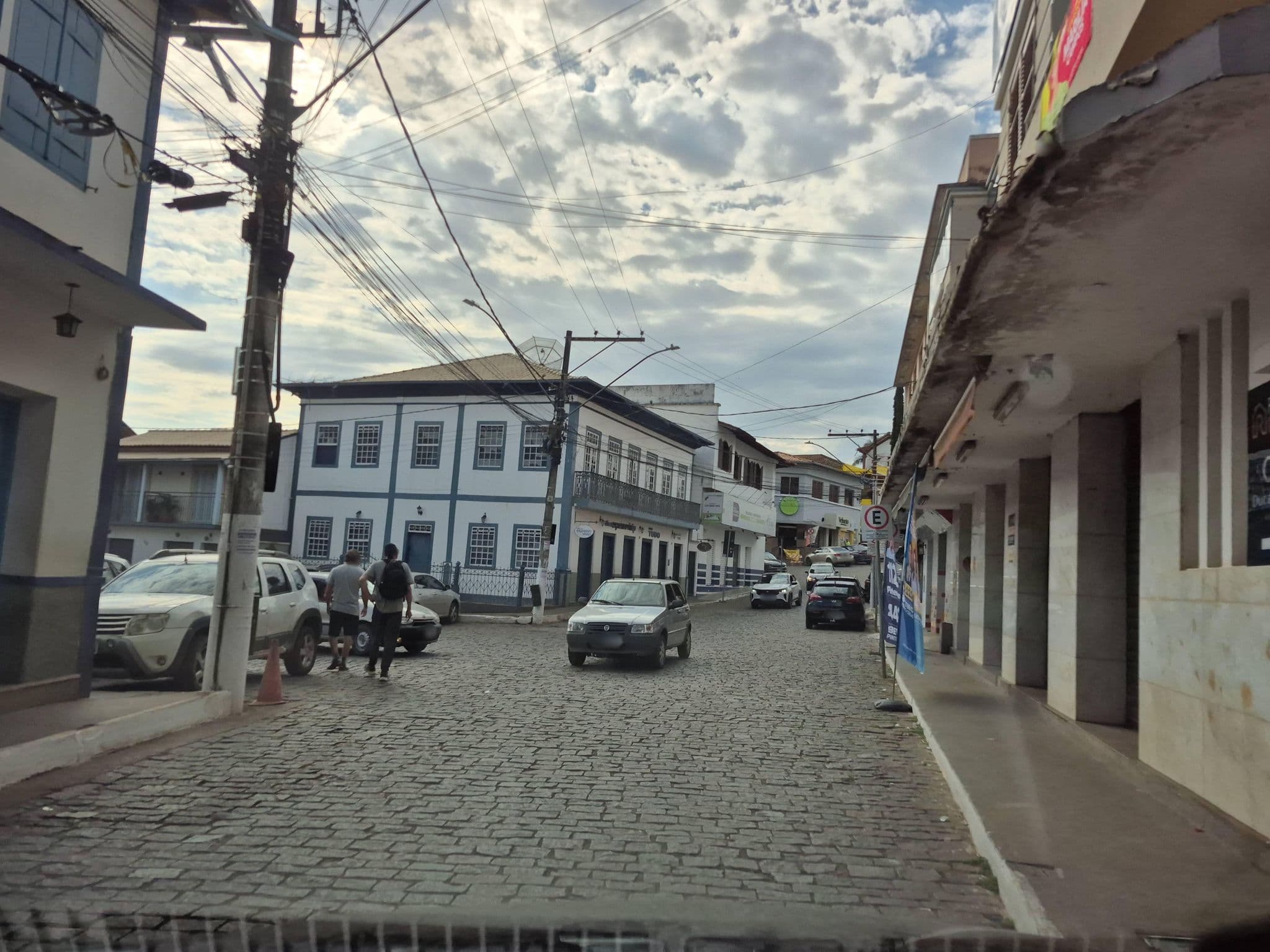 Street view near Pousada Biá, Conceição do Mato Dentro — © JoyceSC (CC BY-SA · Mapillary)
