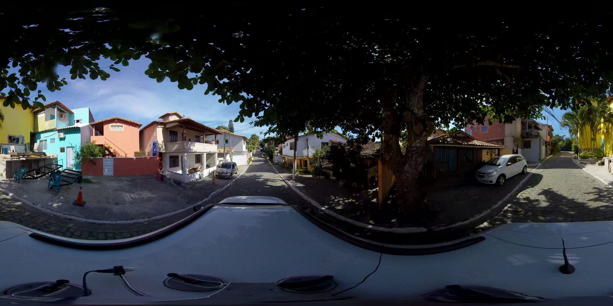 Street view near Falcon Guest Suites, Armação dos Búzios — © 360 (CC BY-SA · Mapillary)