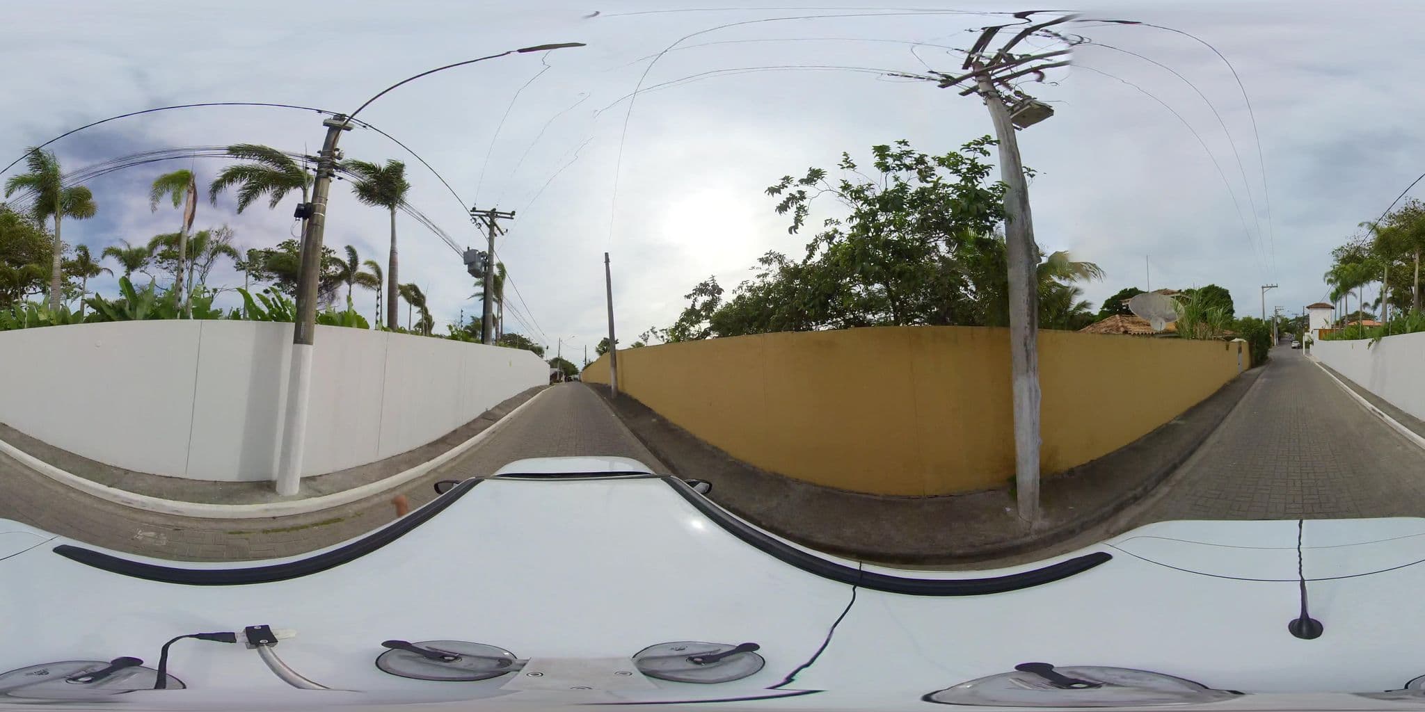 Street view near Springland, Armação dos Búzios — © 360 (CC BY-SA · Mapillary)