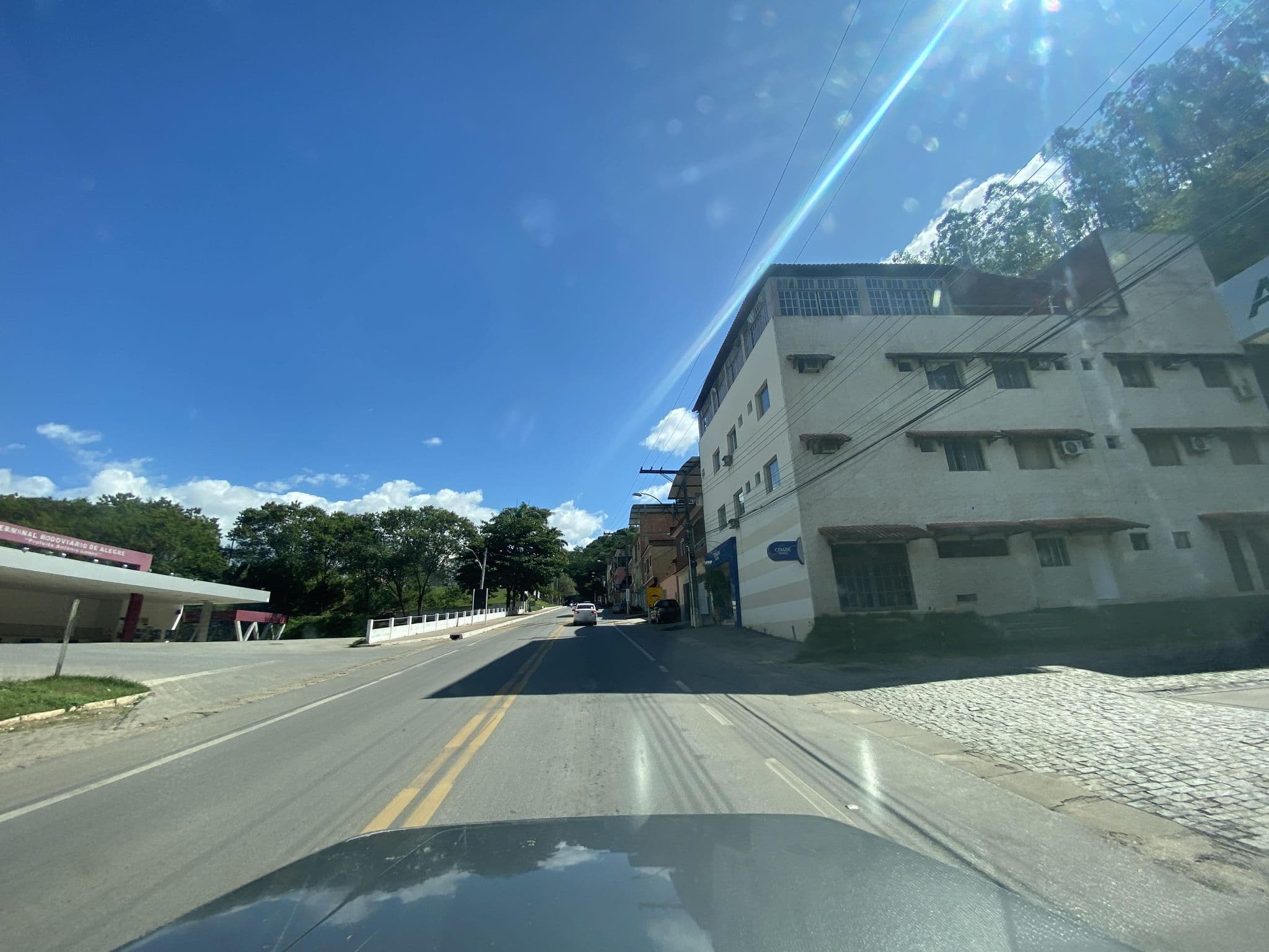 Street view near Hotel Cidade Alegre, Alegre — © qualhano (CC BY-SA · Mapillary)