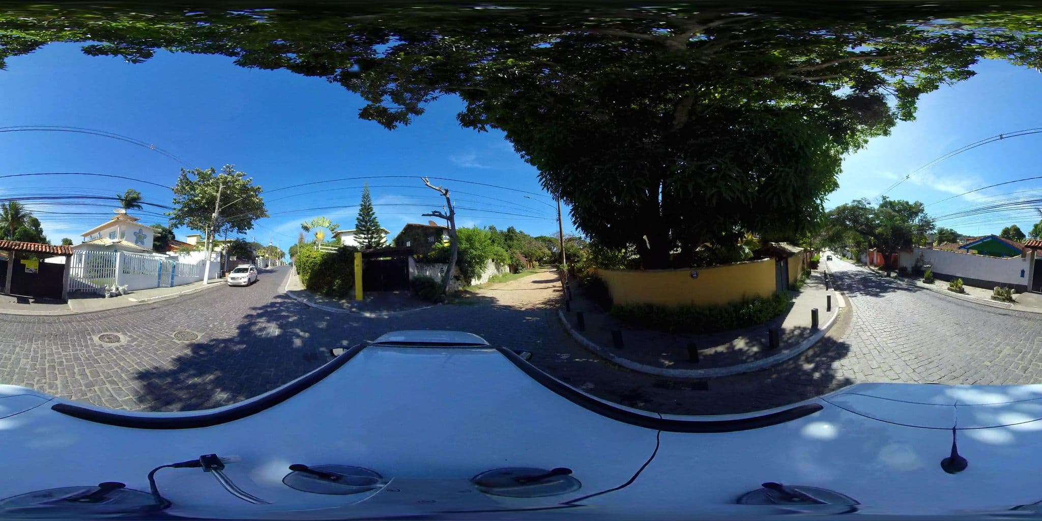 Street view near Pousada Estrela do Mar, Armação dos Búzios — © 360 (CC BY-SA · Mapillary)