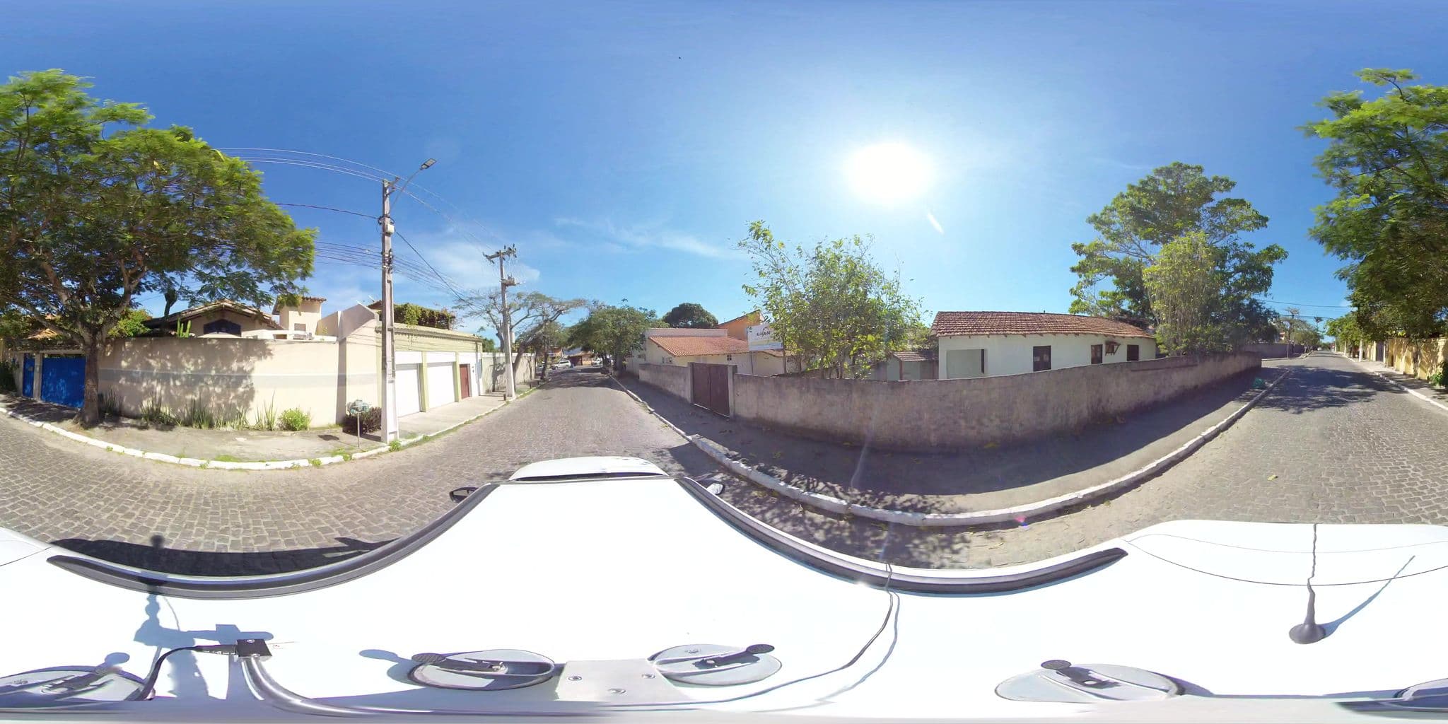 Street view near El Rinconcito, Armação dos Búzios — © 360 (CC BY-SA · Mapillary)