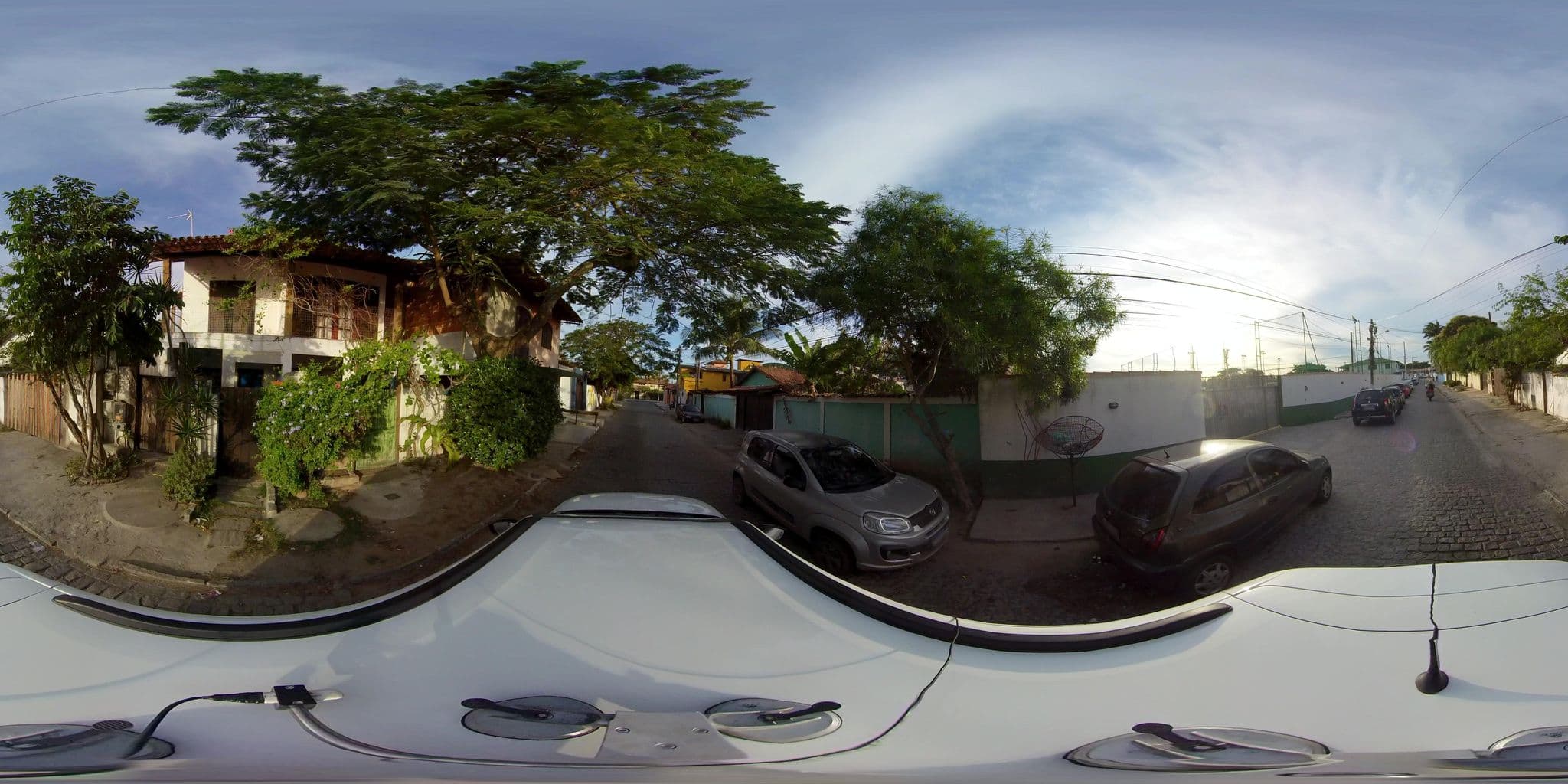 Street view near Naná Guest House, Armação dos Búzios — © 360 (CC BY-SA · Mapillary)