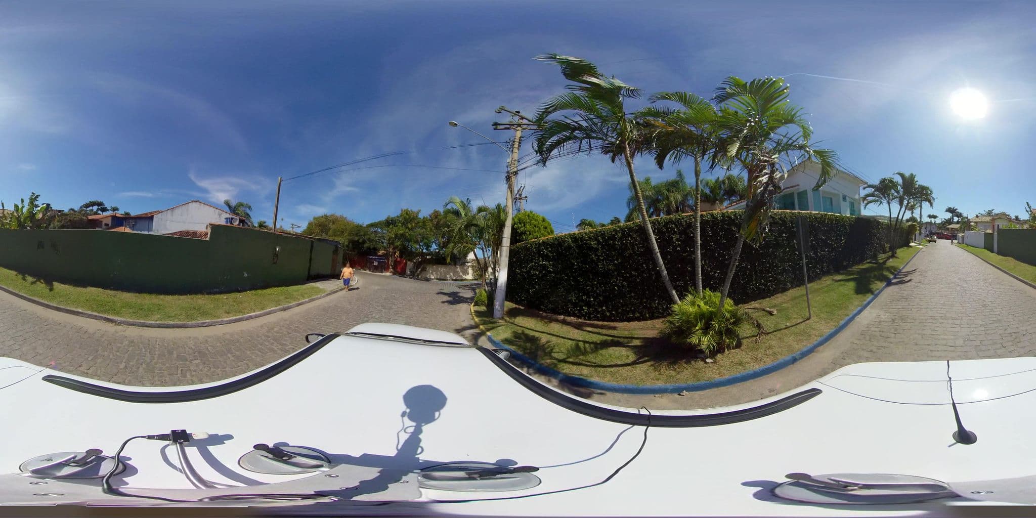Street view near Lobato Mar Beach House, Armação dos Búzios — © 360 (CC BY-SA · Mapillary)