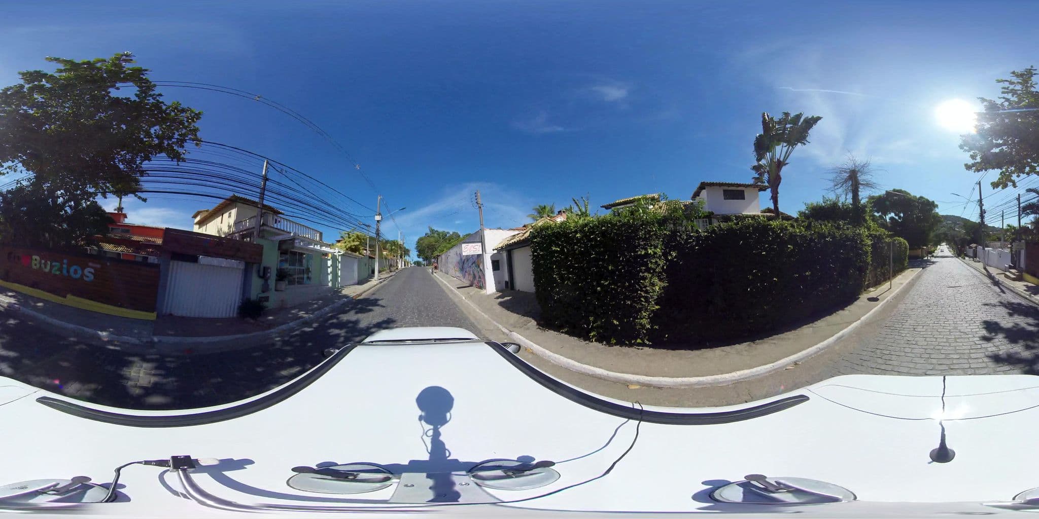 Street view near Marilay Guest House, Armação dos Búzios — © 360 (CC BY-SA · Mapillary)