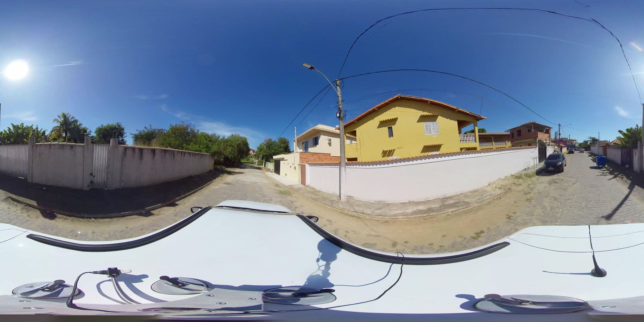 Street view near Bliss Inn, Armação dos Búzios — © 360 (CC BY-SA · Mapillary)