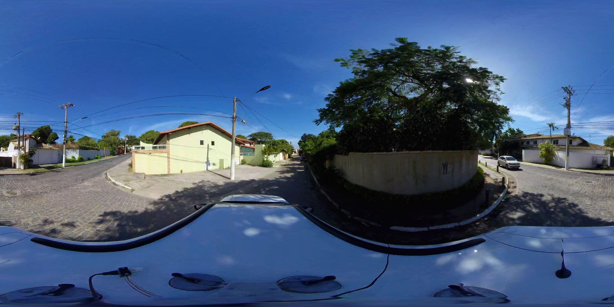 Street view near Aquarium Hotel Buzios, Armação dos Búzios — © 360 (CC BY-SA · Mapillary)