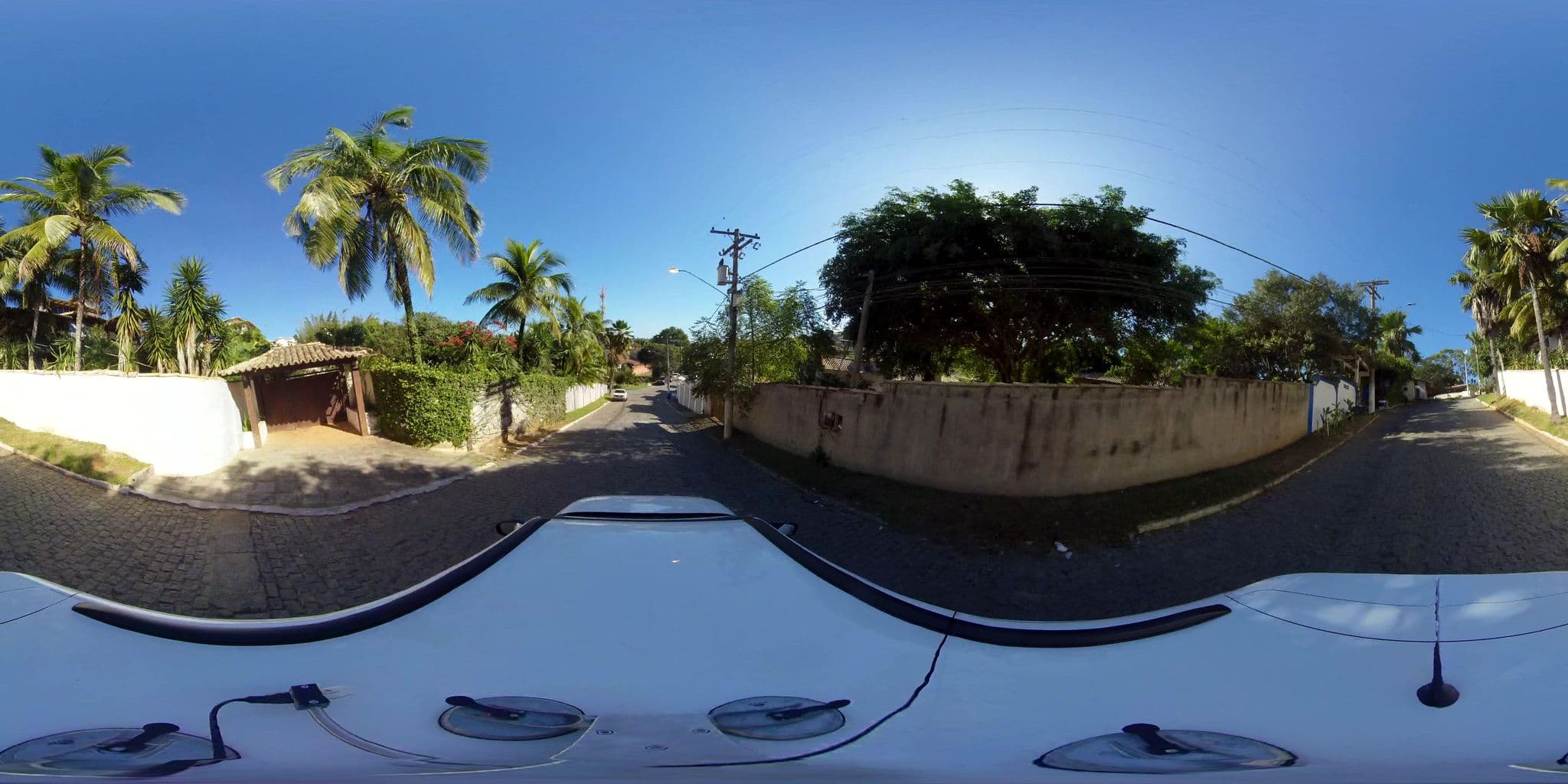 Street view near Espaço Pressão Búzios 2011, Armação dos Búzios — © 360 (CC BY-SA · Mapillary)