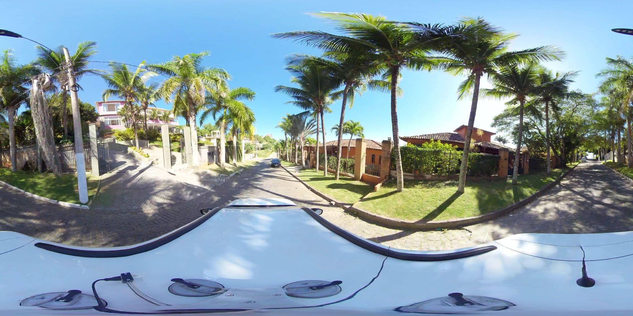 Street view near Porto Bay Búzios, Armação dos Búzios — © 360 (CC BY-SA · Mapillary)