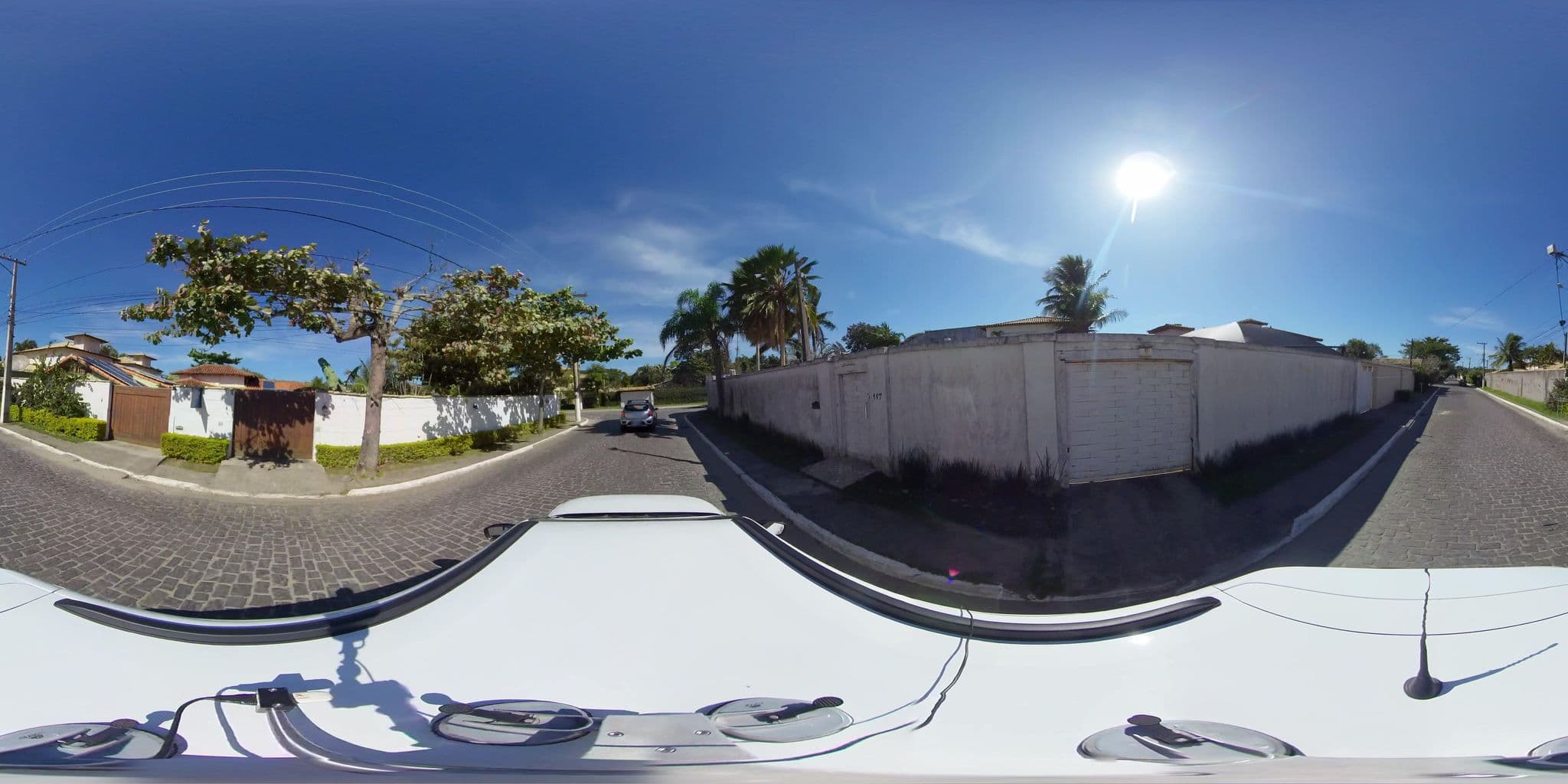 Street view near Farol de Búzios, Armação dos Búzios — © 360 (CC BY-SA · Mapillary)