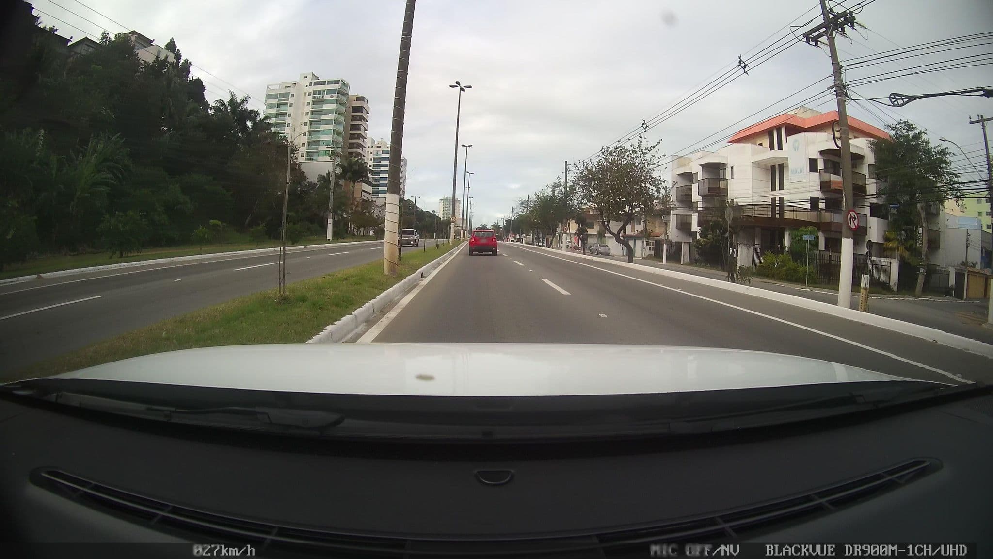 Street view near Pousada Marymar, Macaé — © kaart_2 (CC BY-SA · Mapillary)