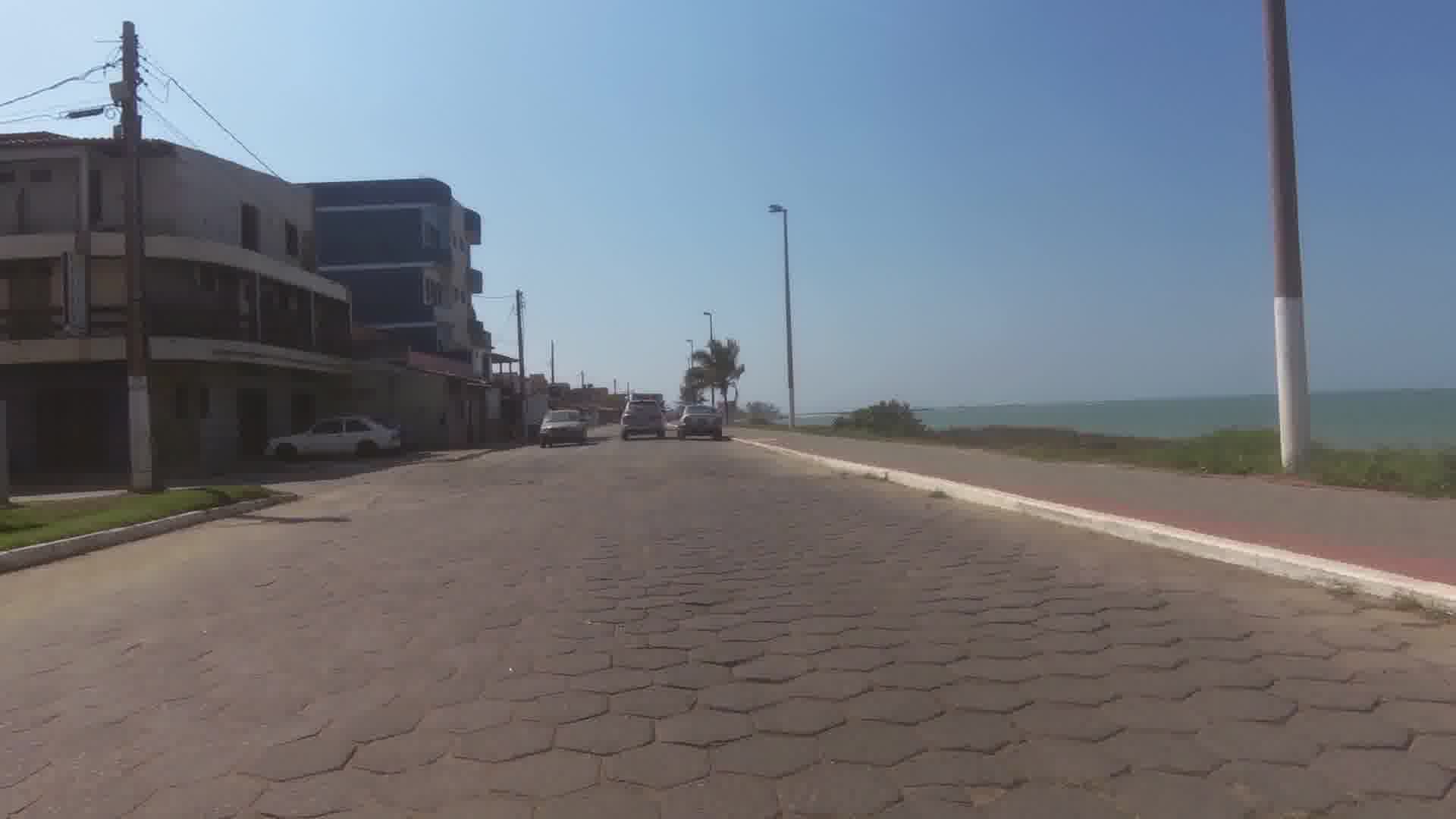 Street view near Hotel ElShaday, Itapemirim — © skippern (CC BY-SA · Mapillary)