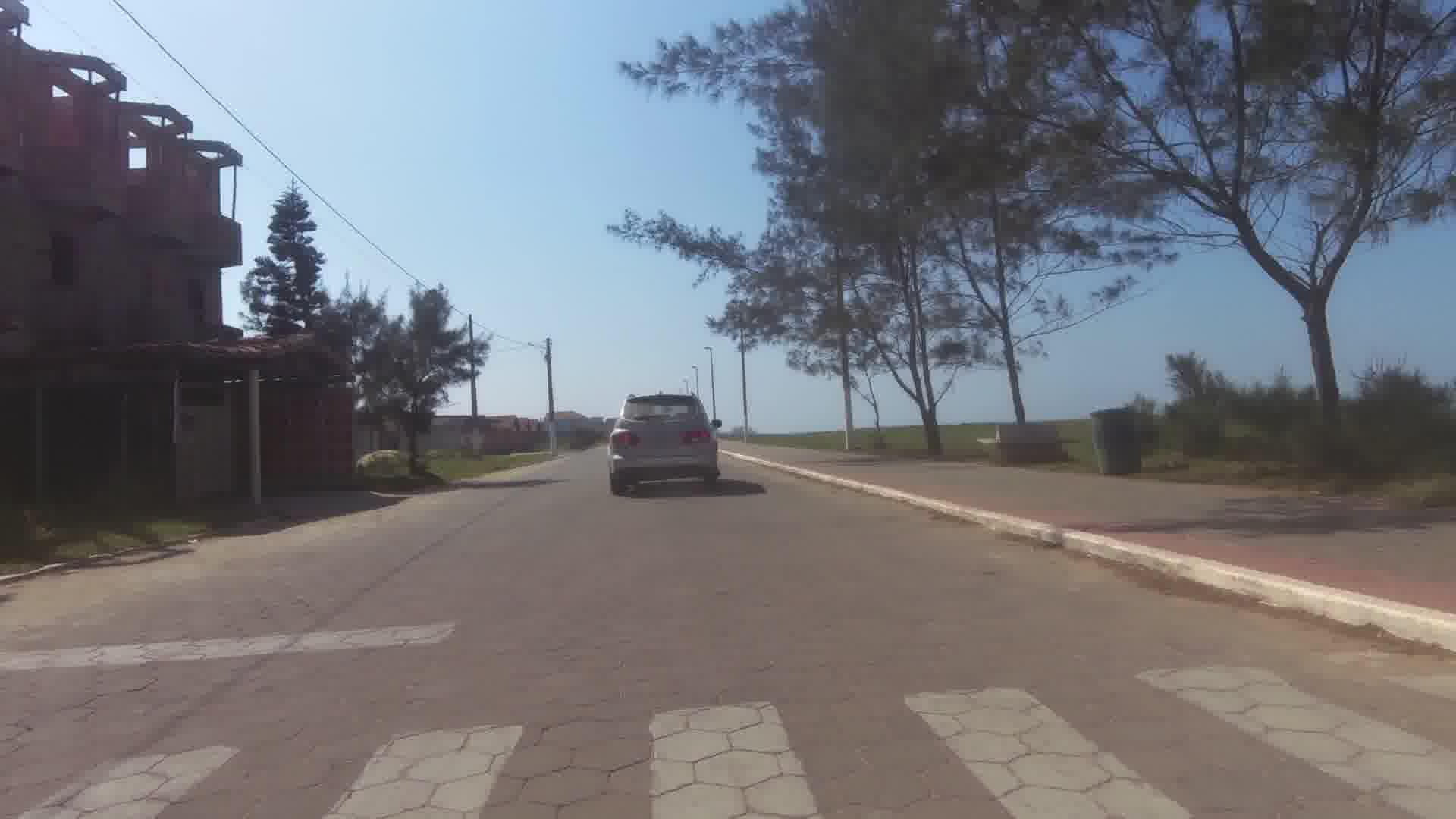 Street view near Pousada Vila Oceanica, Itapemirim — © skippern (CC BY-SA · Mapillary)