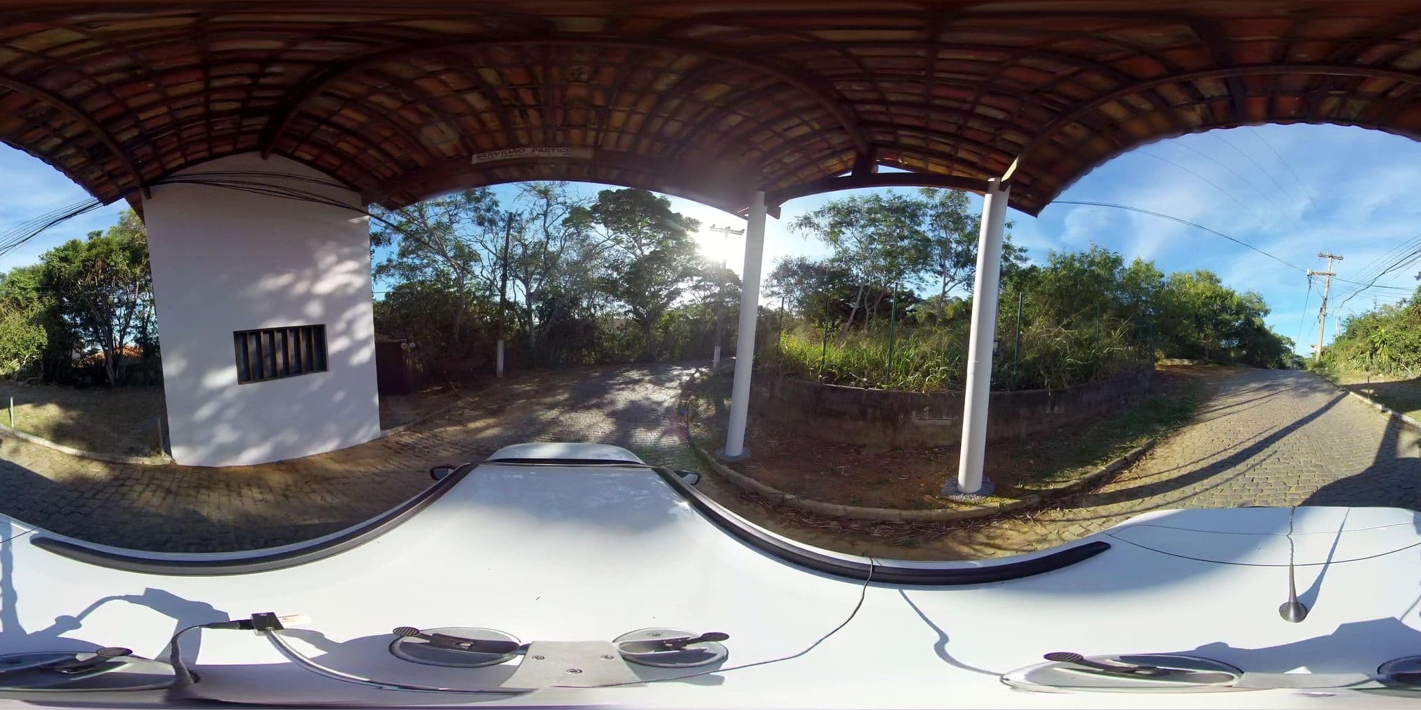 Street view near Pousada Tudo Azul, Armação dos Búzios — © 360 (CC BY-SA · Mapillary)
