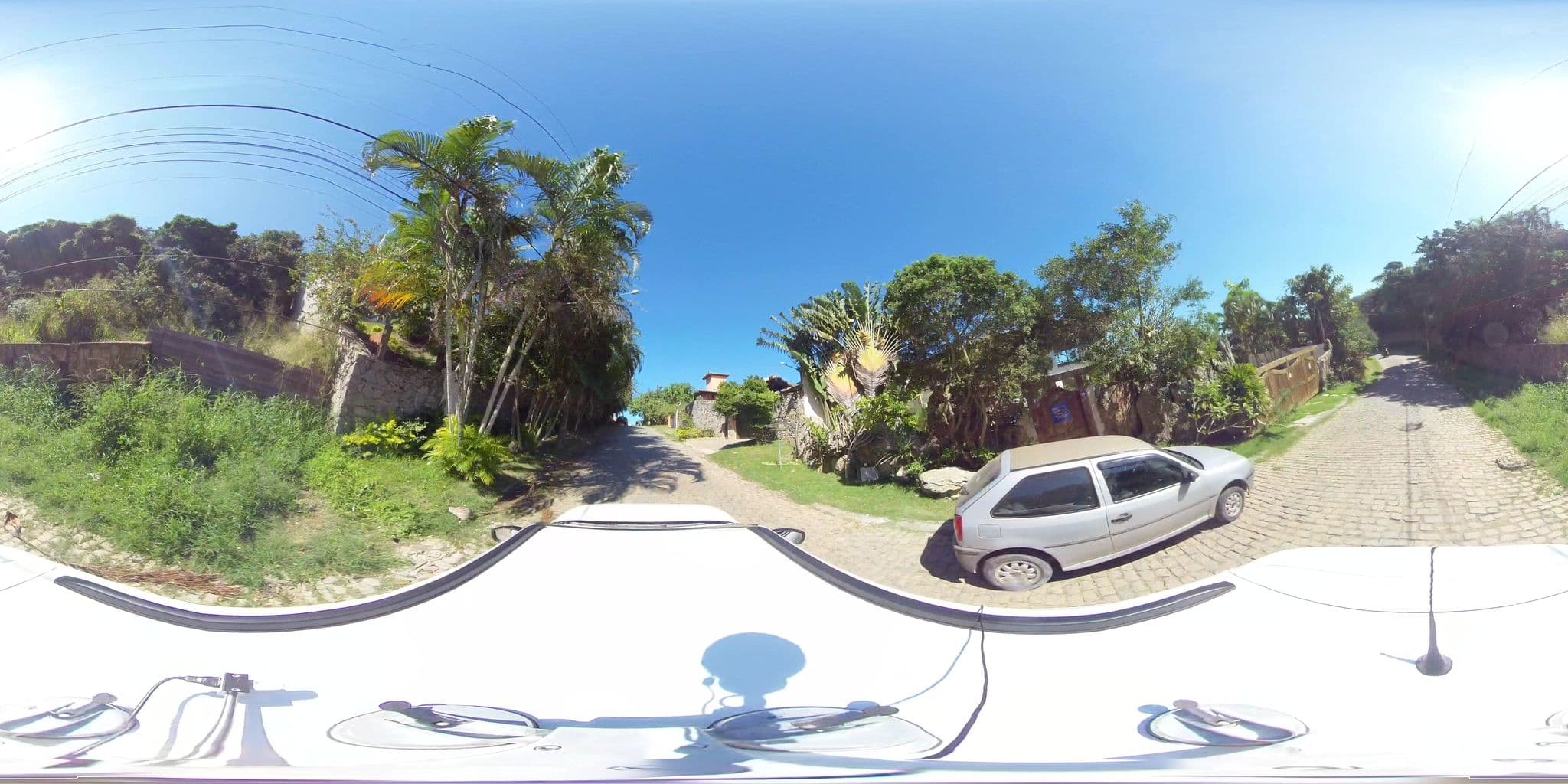 Street view near Pousada Canto da Ferradura, Armação dos Búzios — © 360 (CC BY-SA · Mapillary)