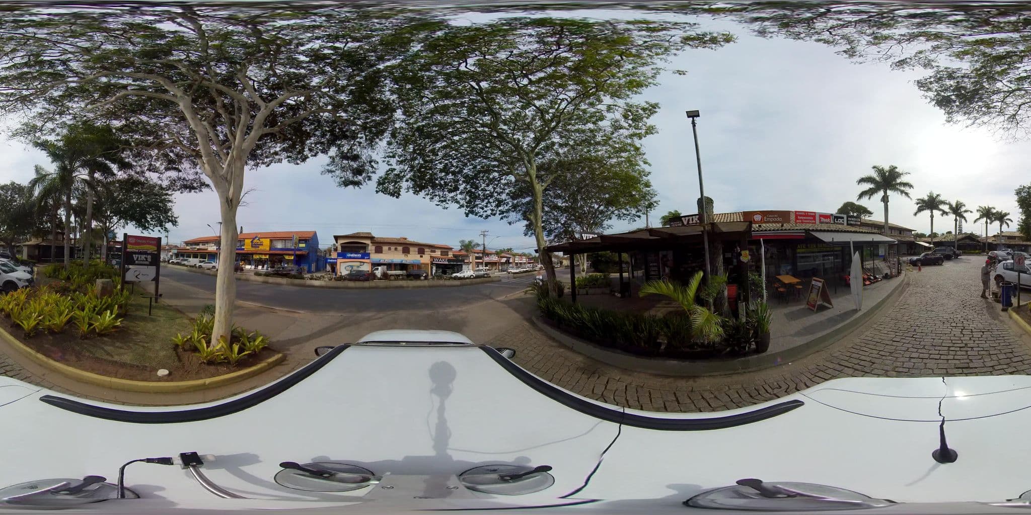 Street view near Summers Beach House, Armação dos Búzios — © 360 (CC BY-SA · Mapillary)