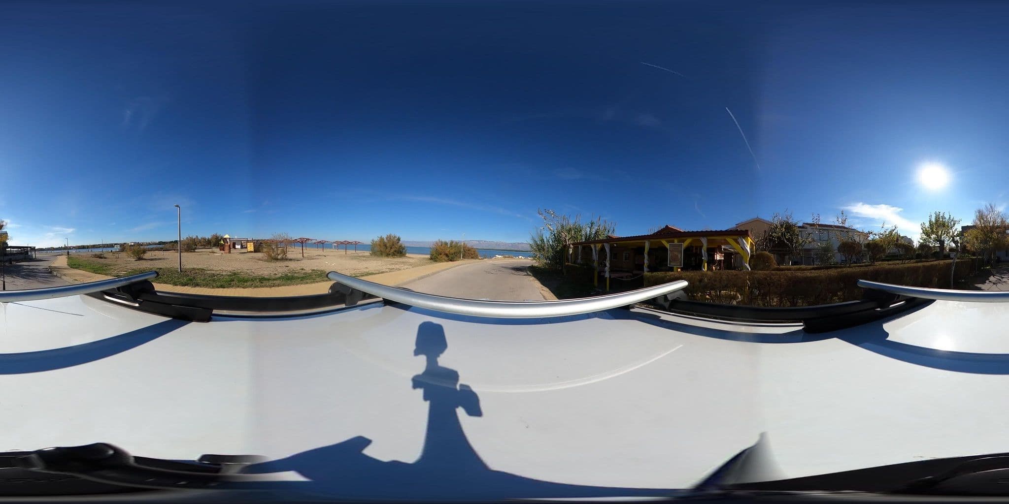 Street view near Aurora Apartments, Nin — © Tim1 (CC BY-SA · Mapillary)
