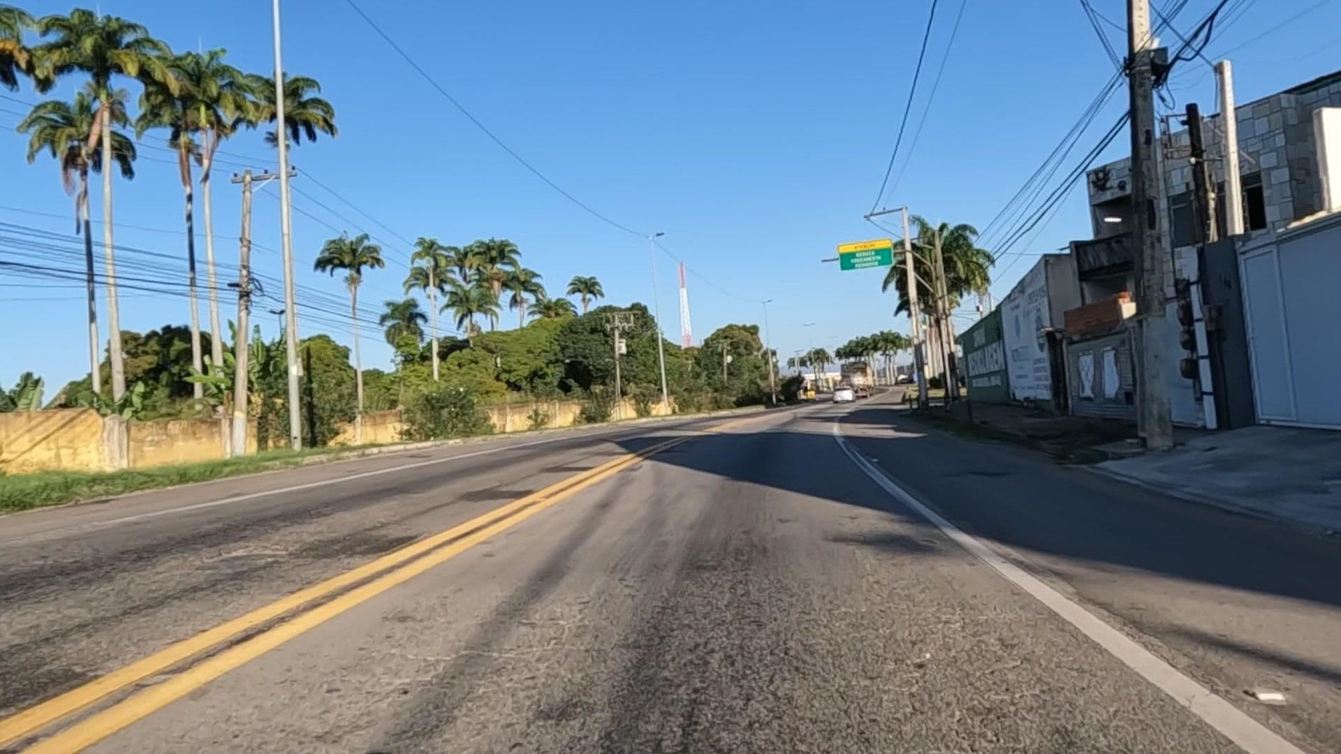 Street view near Dormitorio Dia e Noite, Campos dos Goytacazes — © HOUER (CC BY-SA · Mapillary)